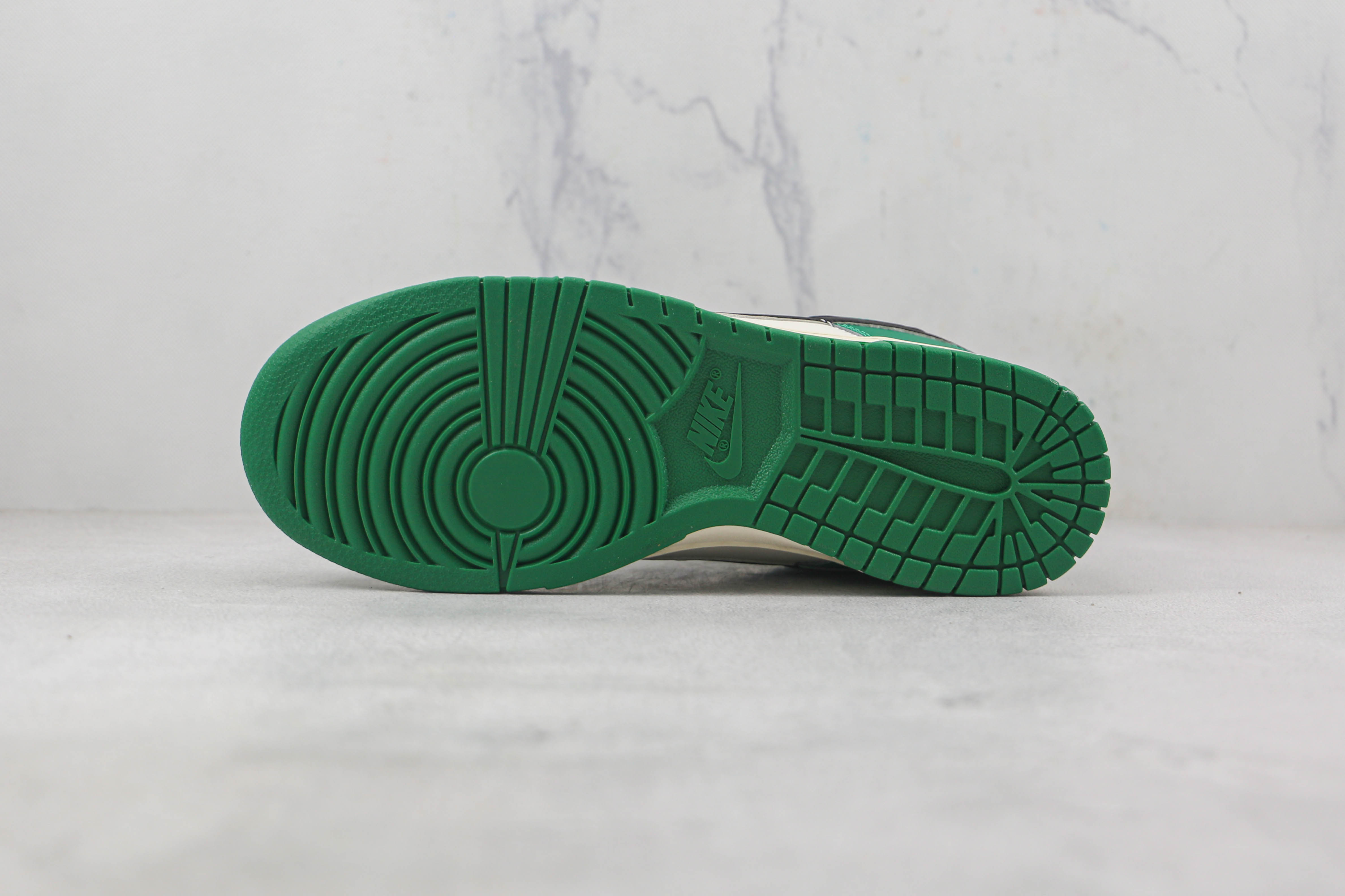 Nike Dunk Low Heine Ken