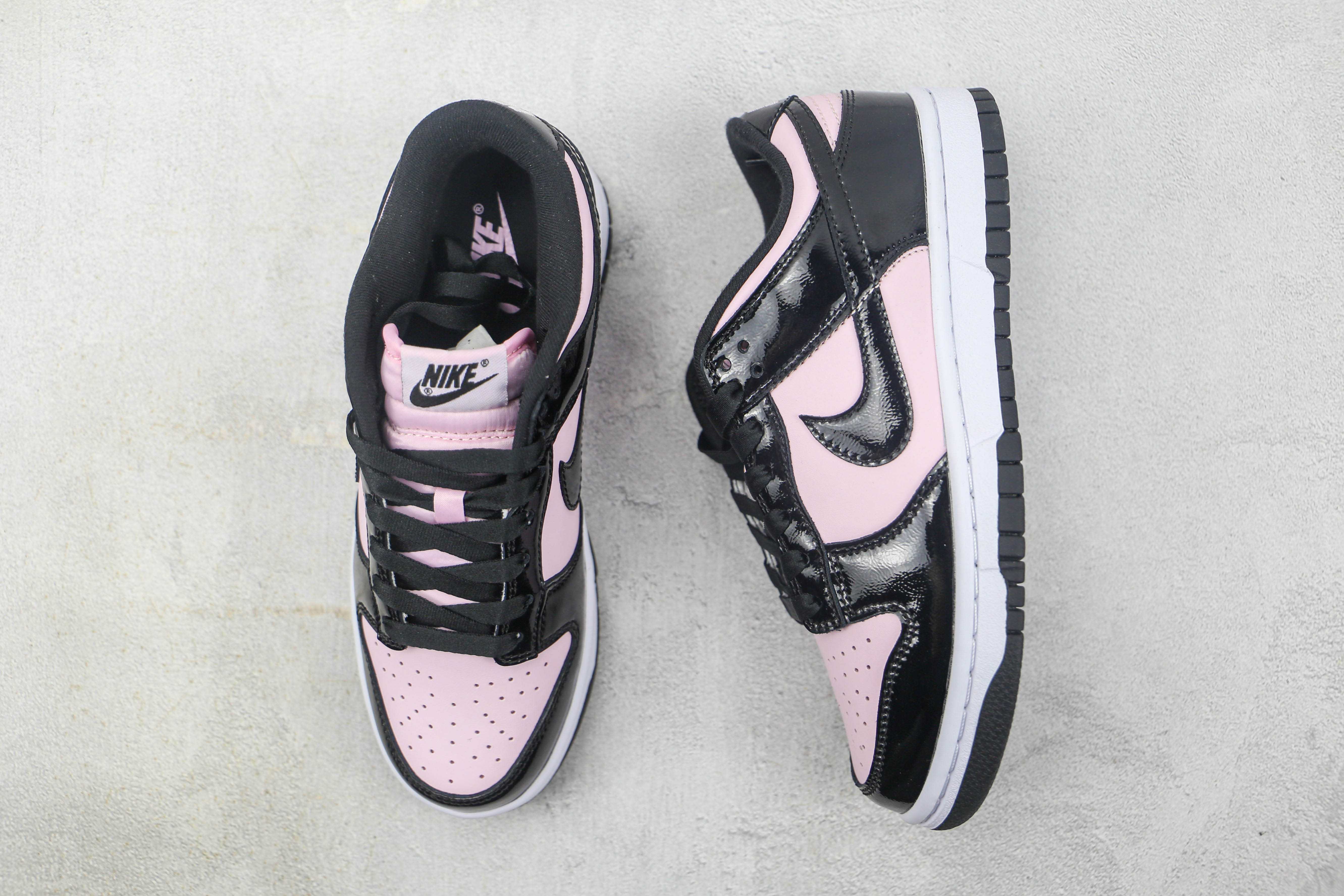 Nike Dunk Low Black Powder Paint