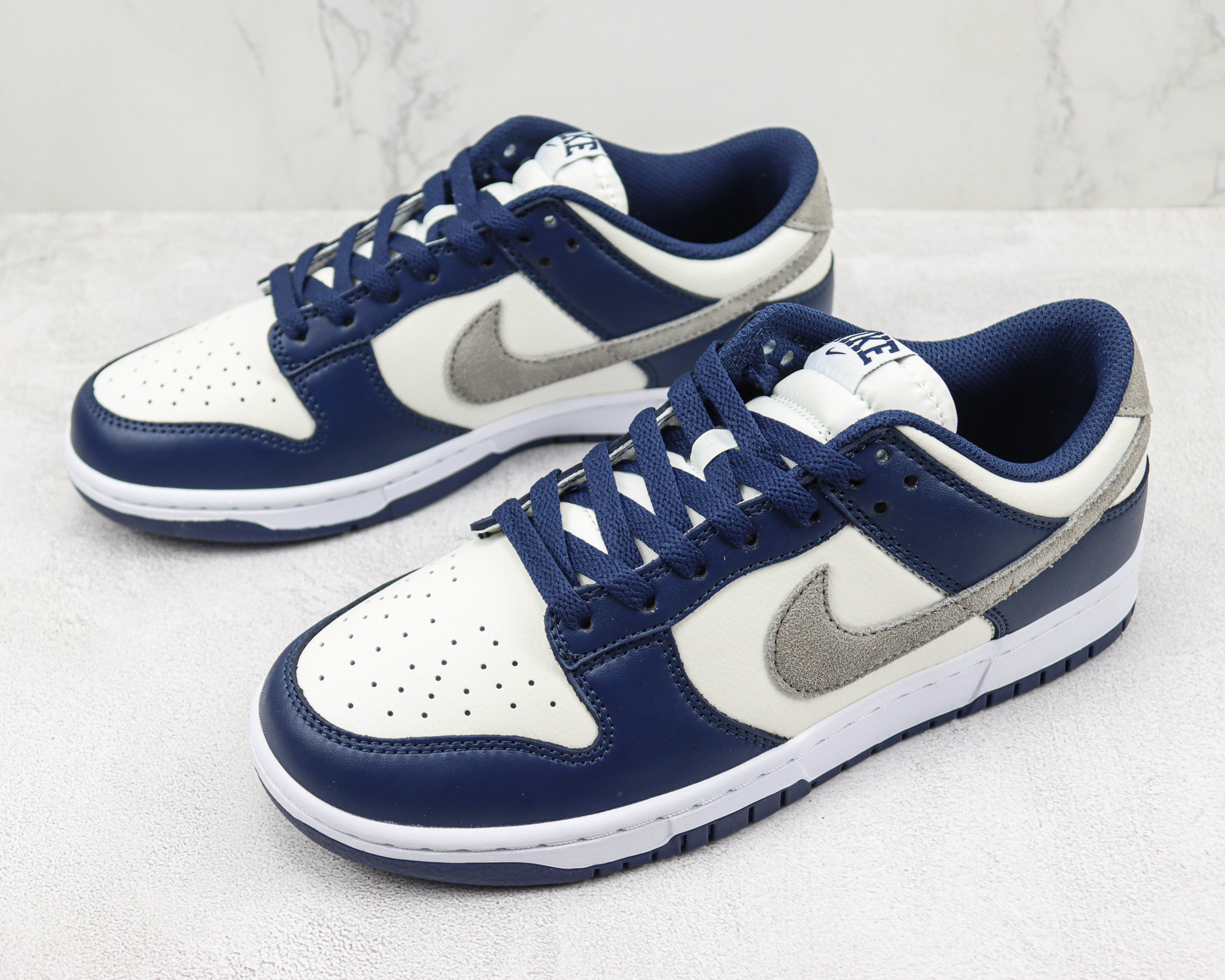 Nike Dunk Low Blue White