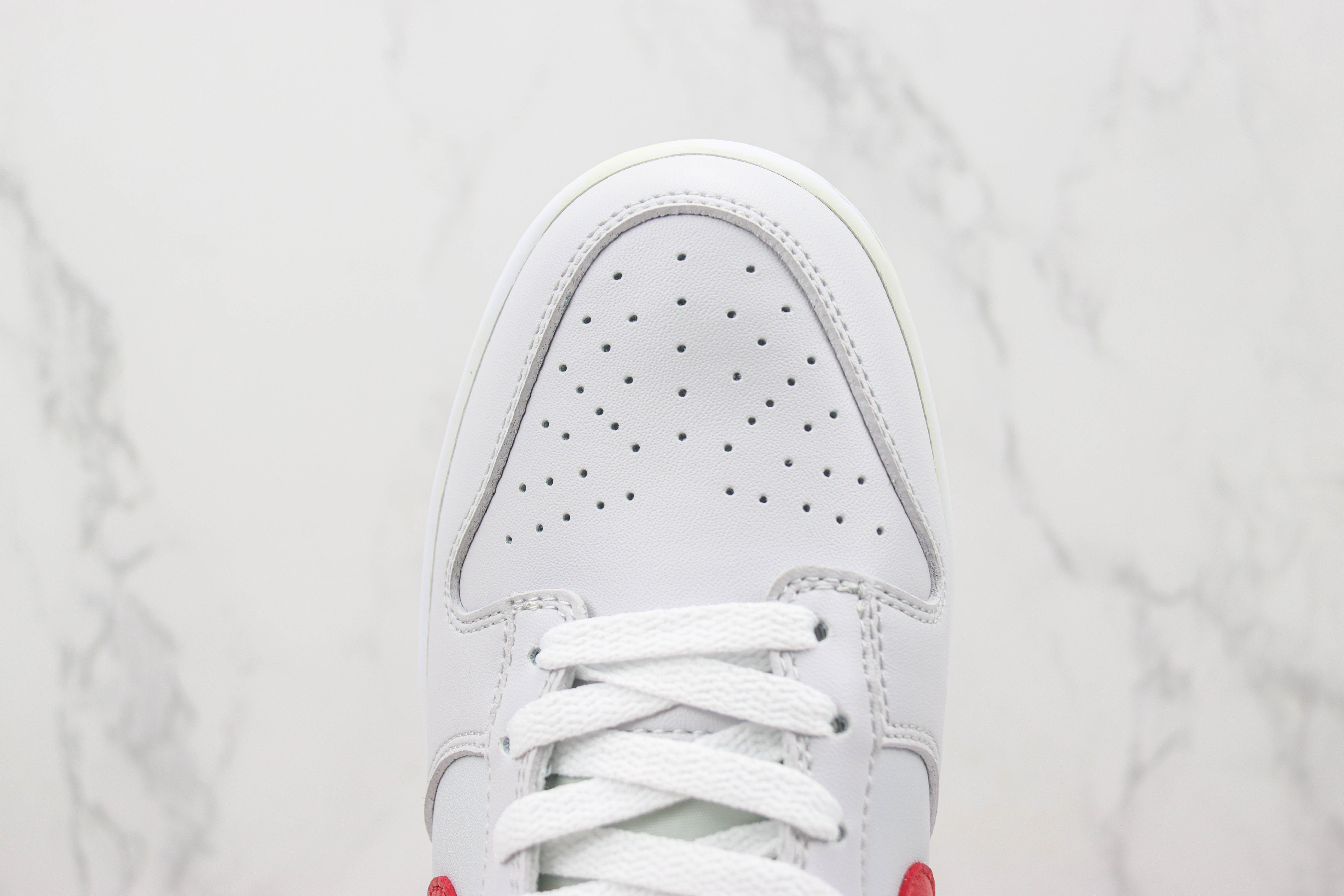 Nike Dunk Low Greyish Red