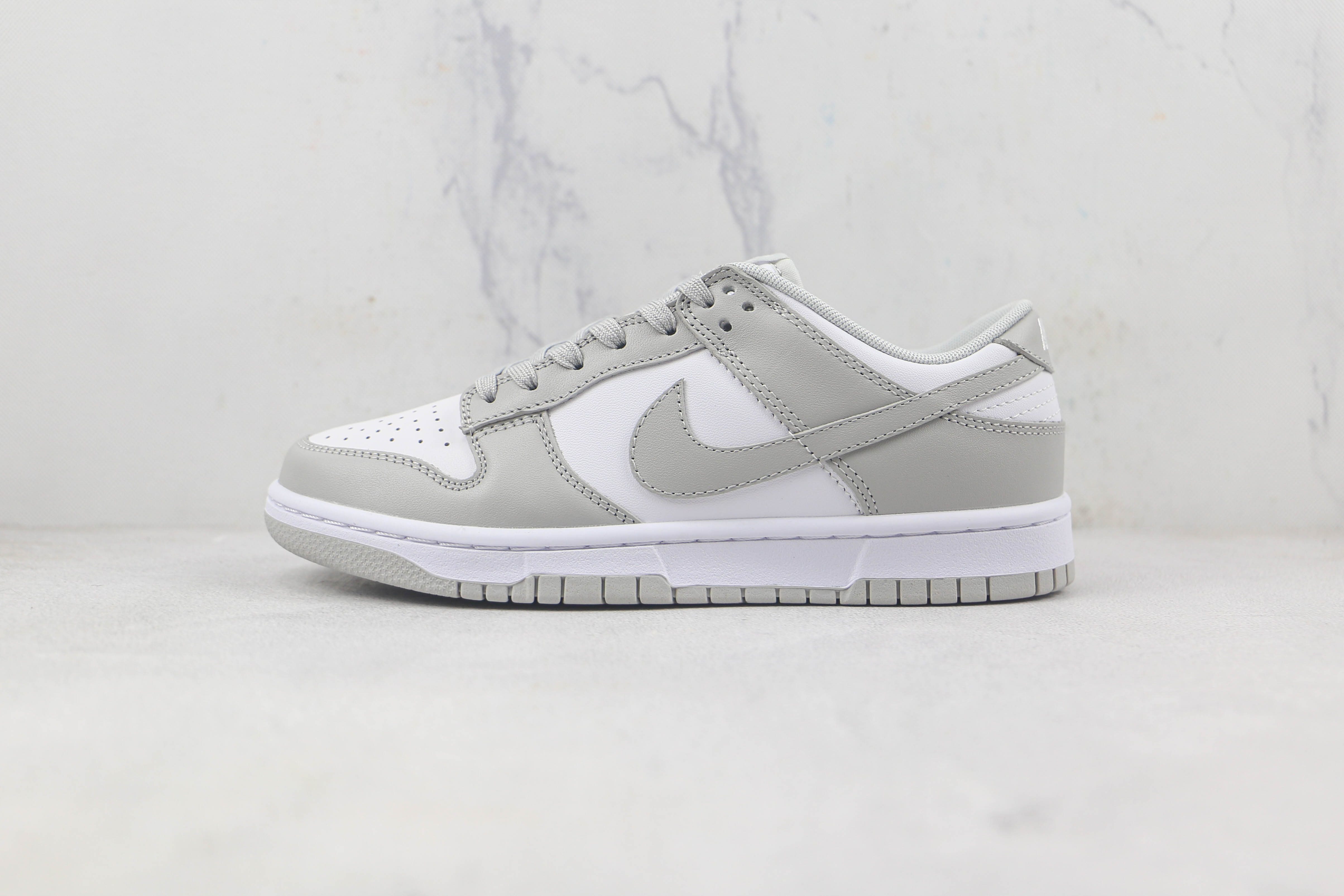 Nike Dunk Low Hoary