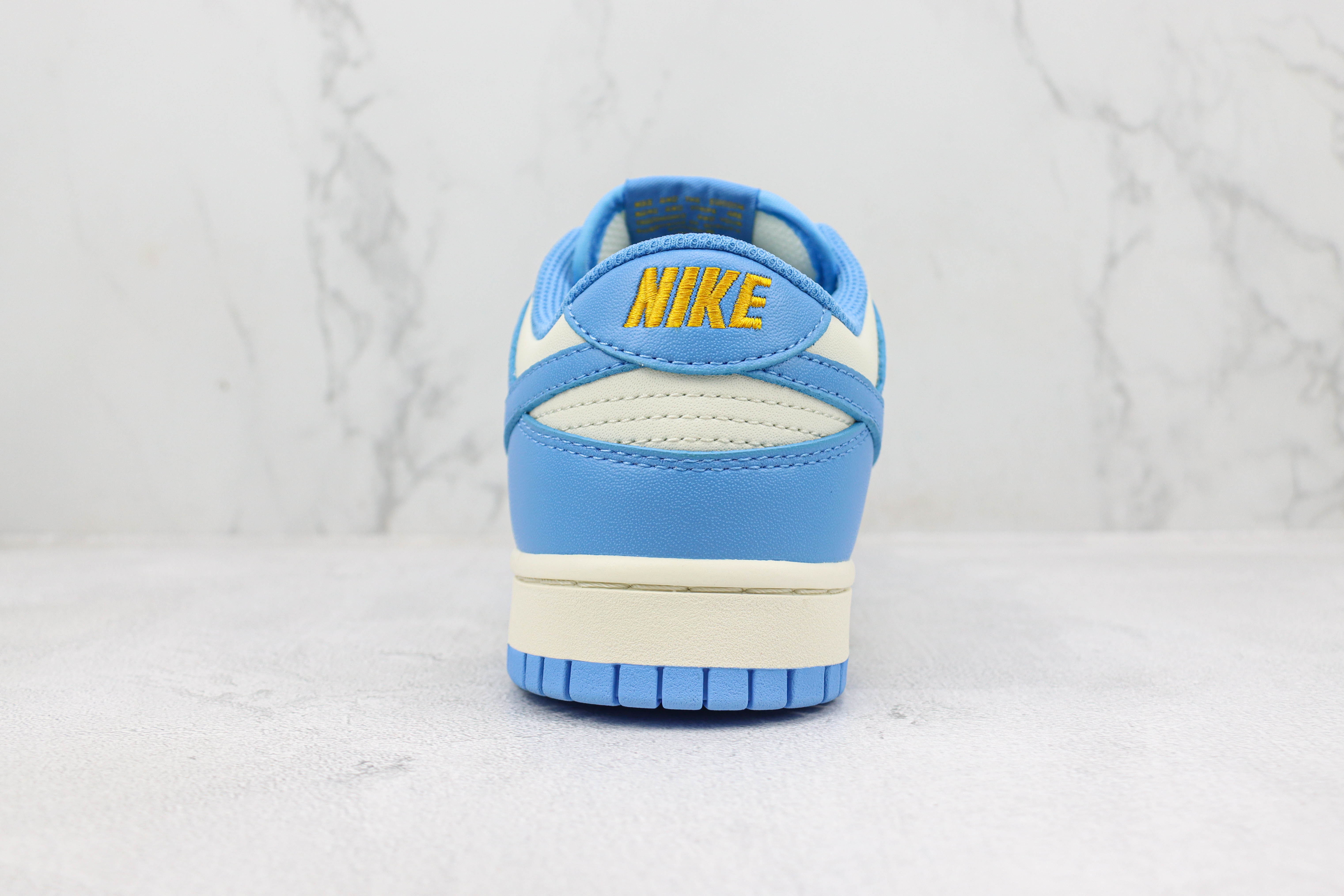 Nike Dunk Low North Carolina Blue
