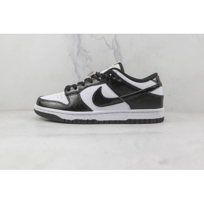 Nike Dunk Low Panda gold Buckle 01