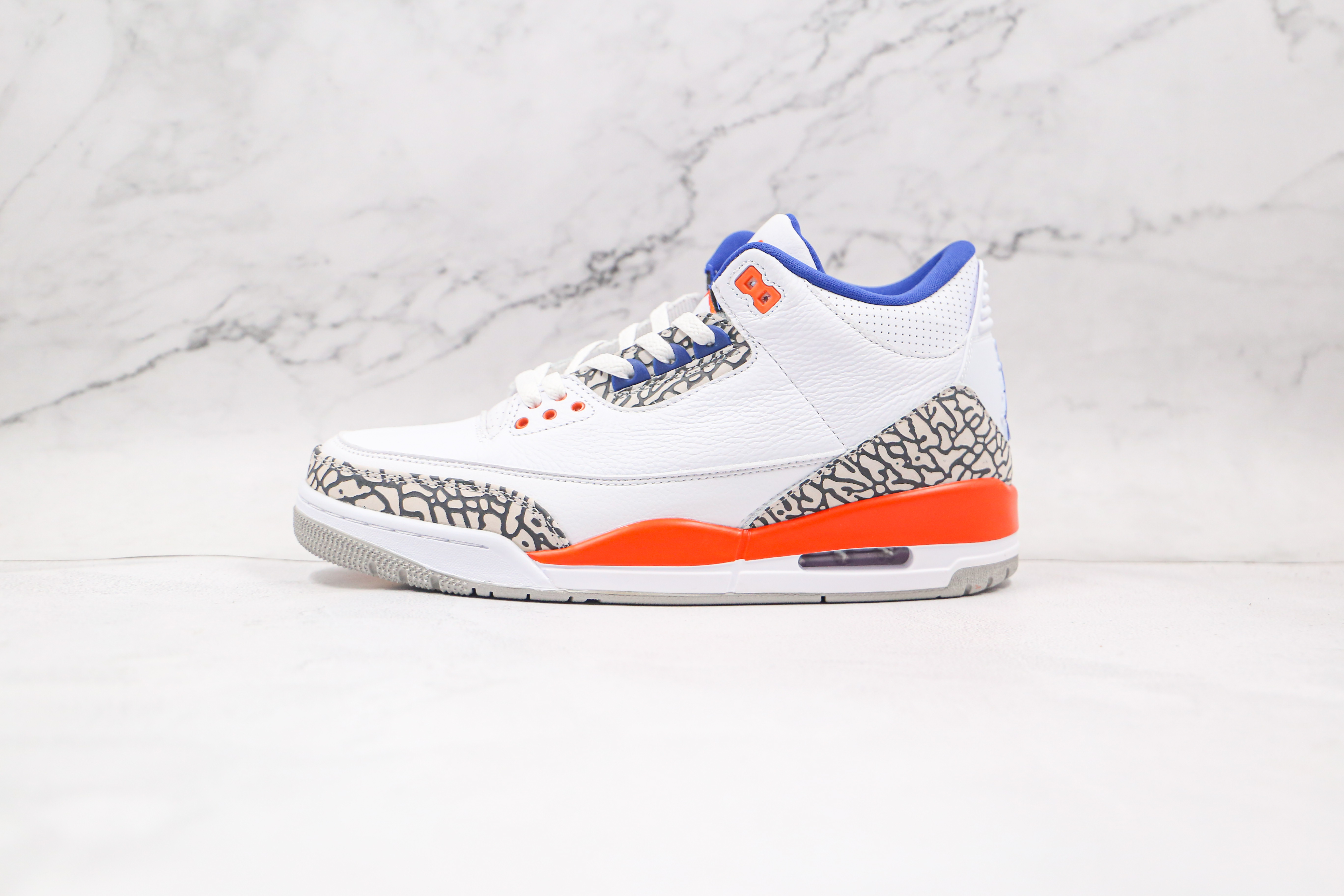 Air Jordan 3 Knicks