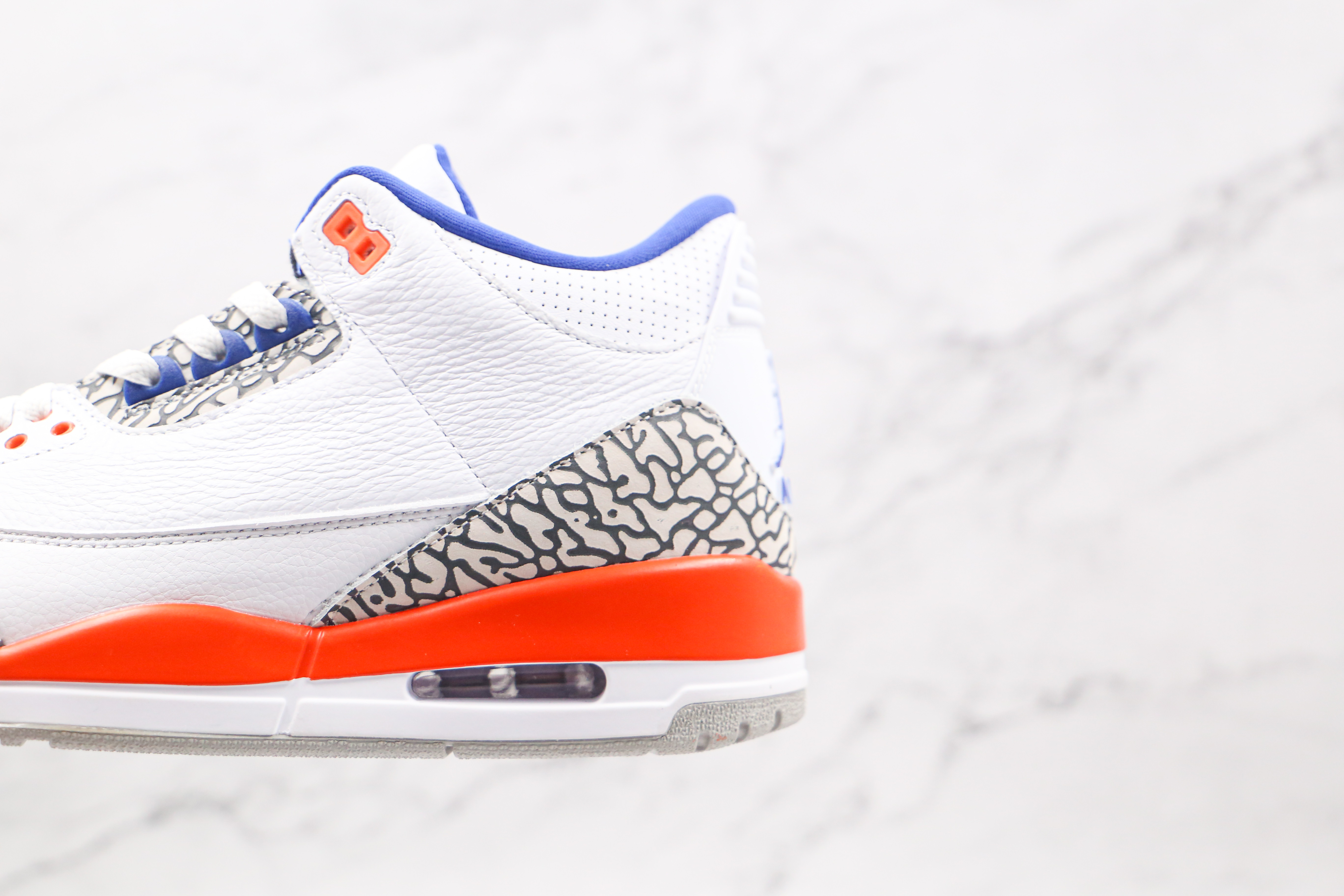 Air Jordan 3 Knicks