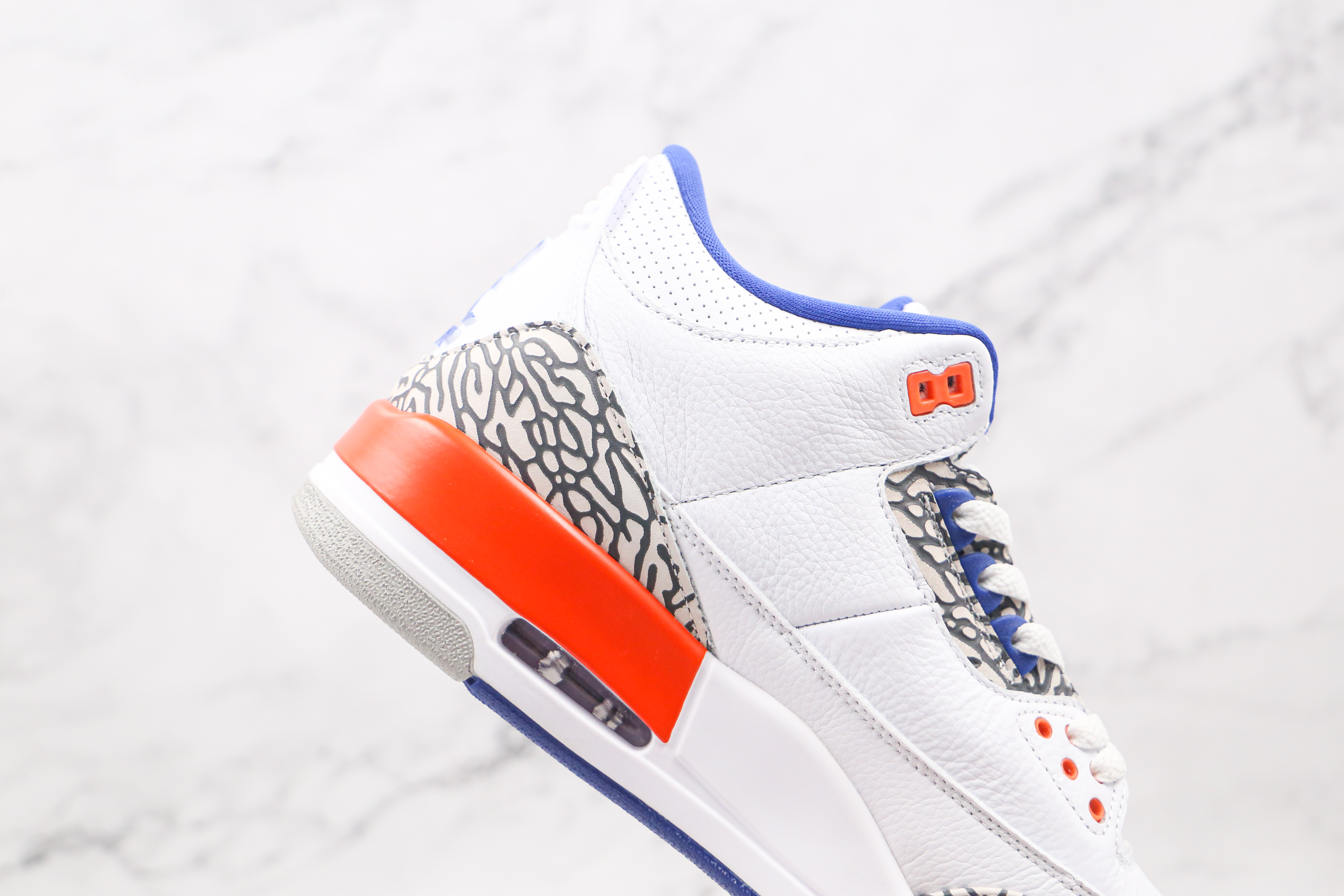 Air Jordan 3 Knicks