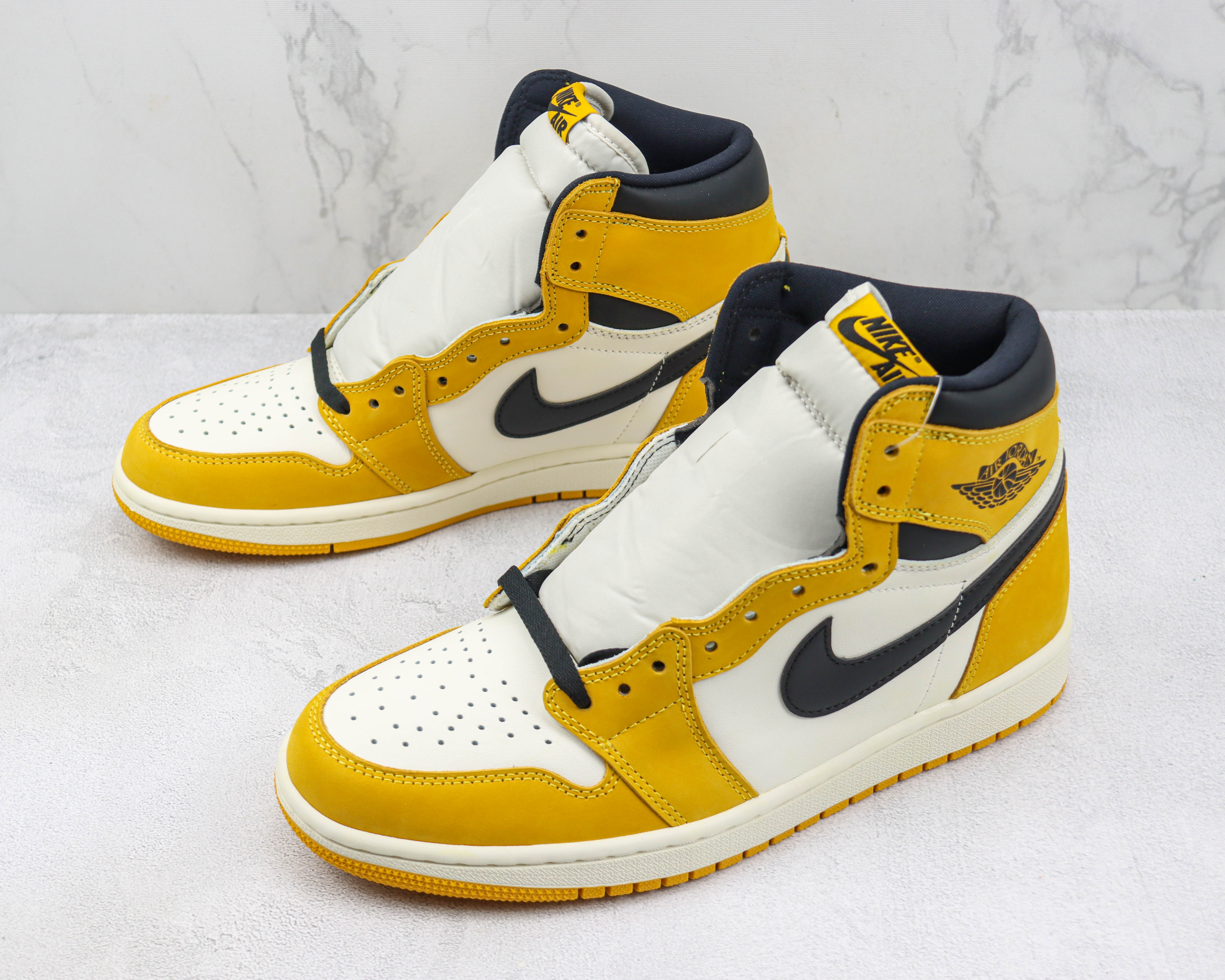 Air Jordan 1 High OG “Yellow Ochre”