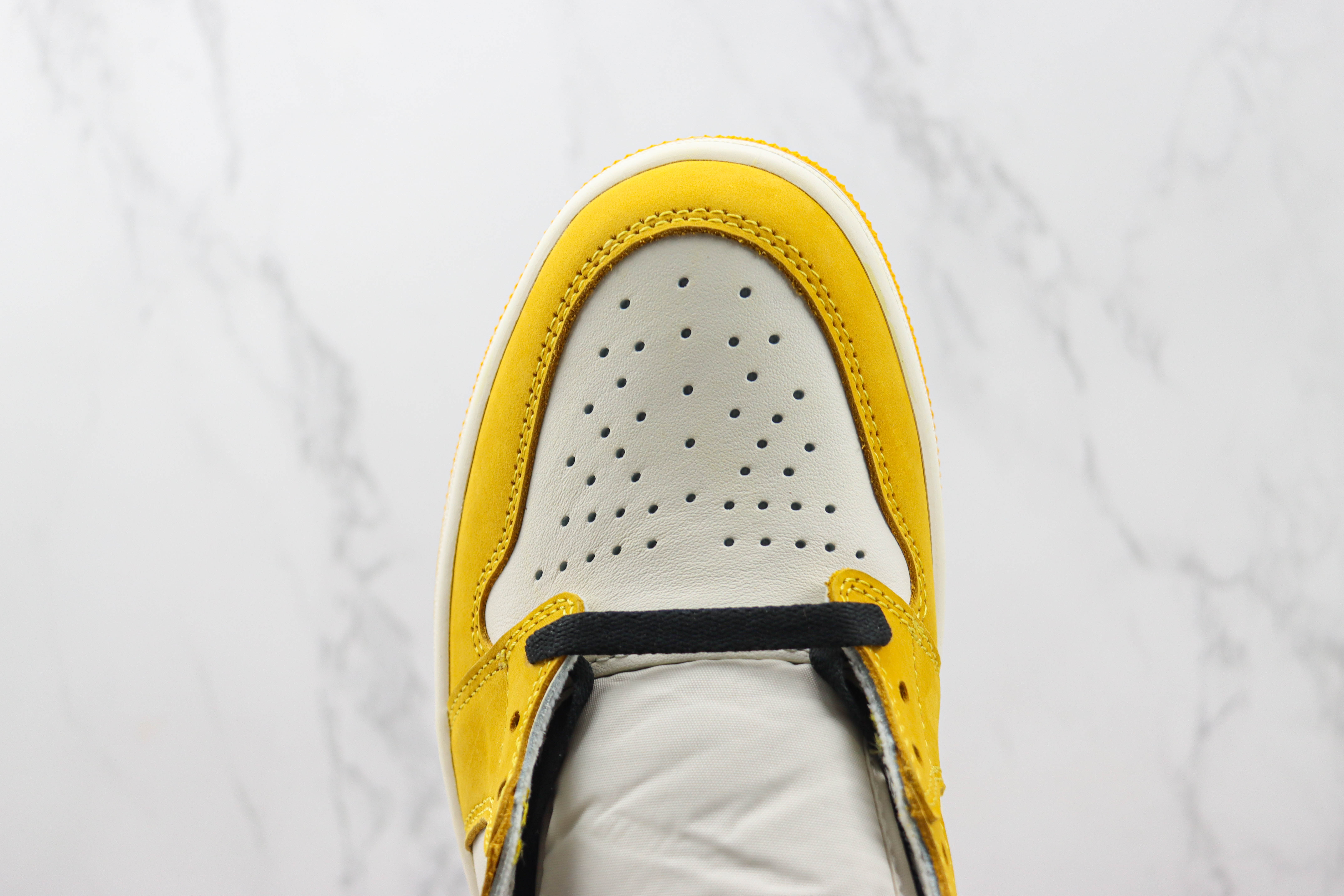 Air Jordan 1 High OG “Yellow Ochre”