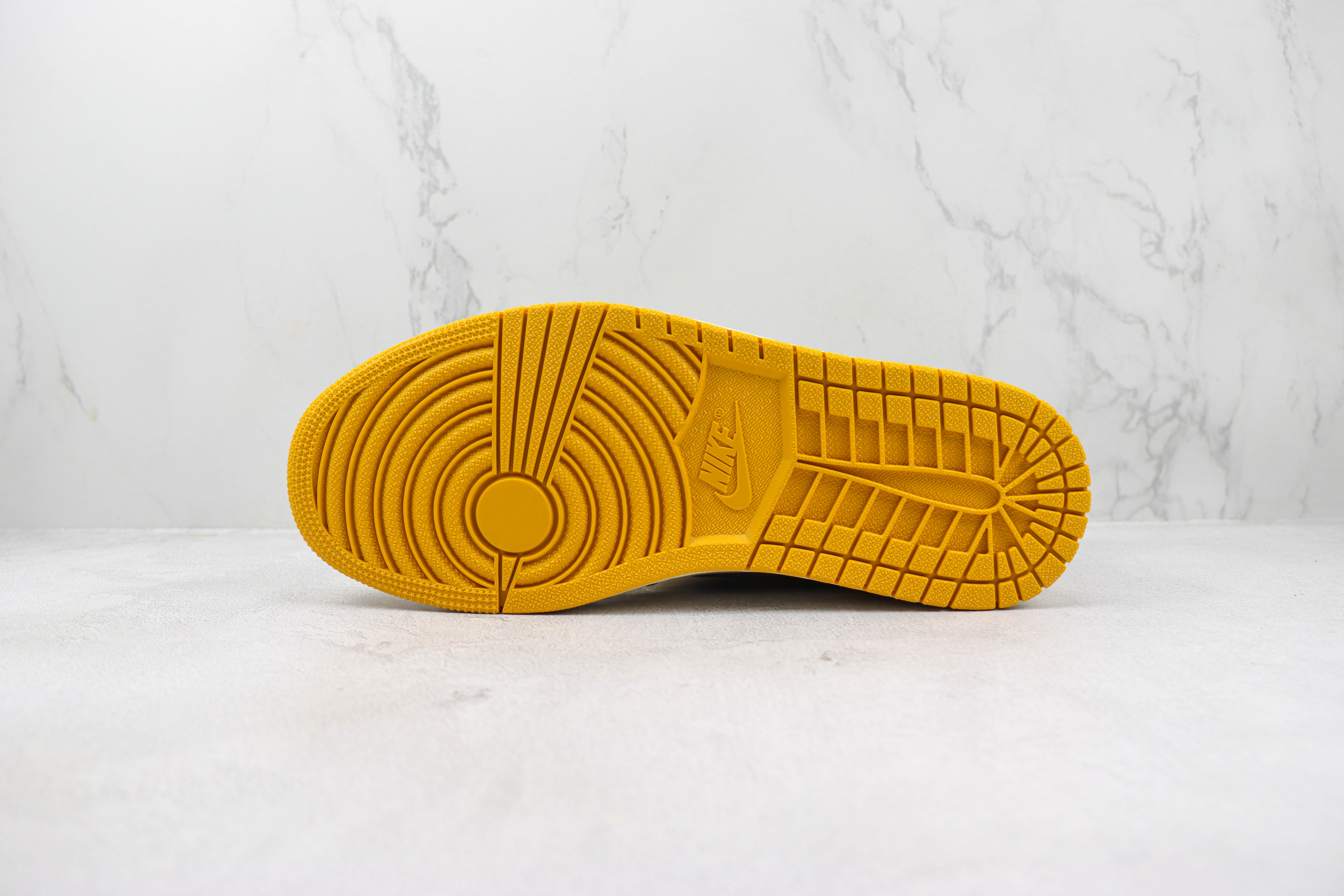 Air Jordan 1 High OG “Yellow Ochre”