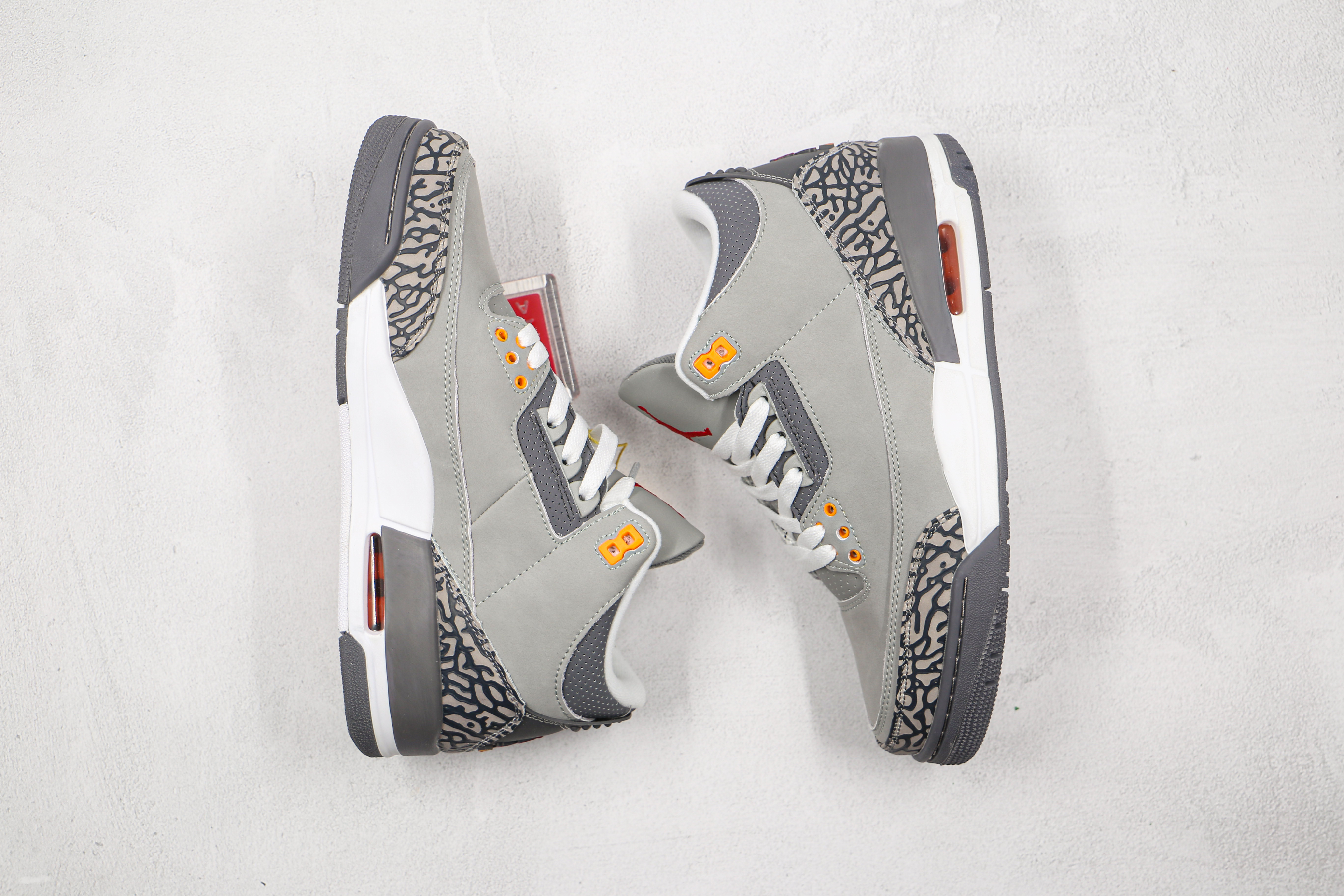 Air Jordan 3 “Orewood Brown”