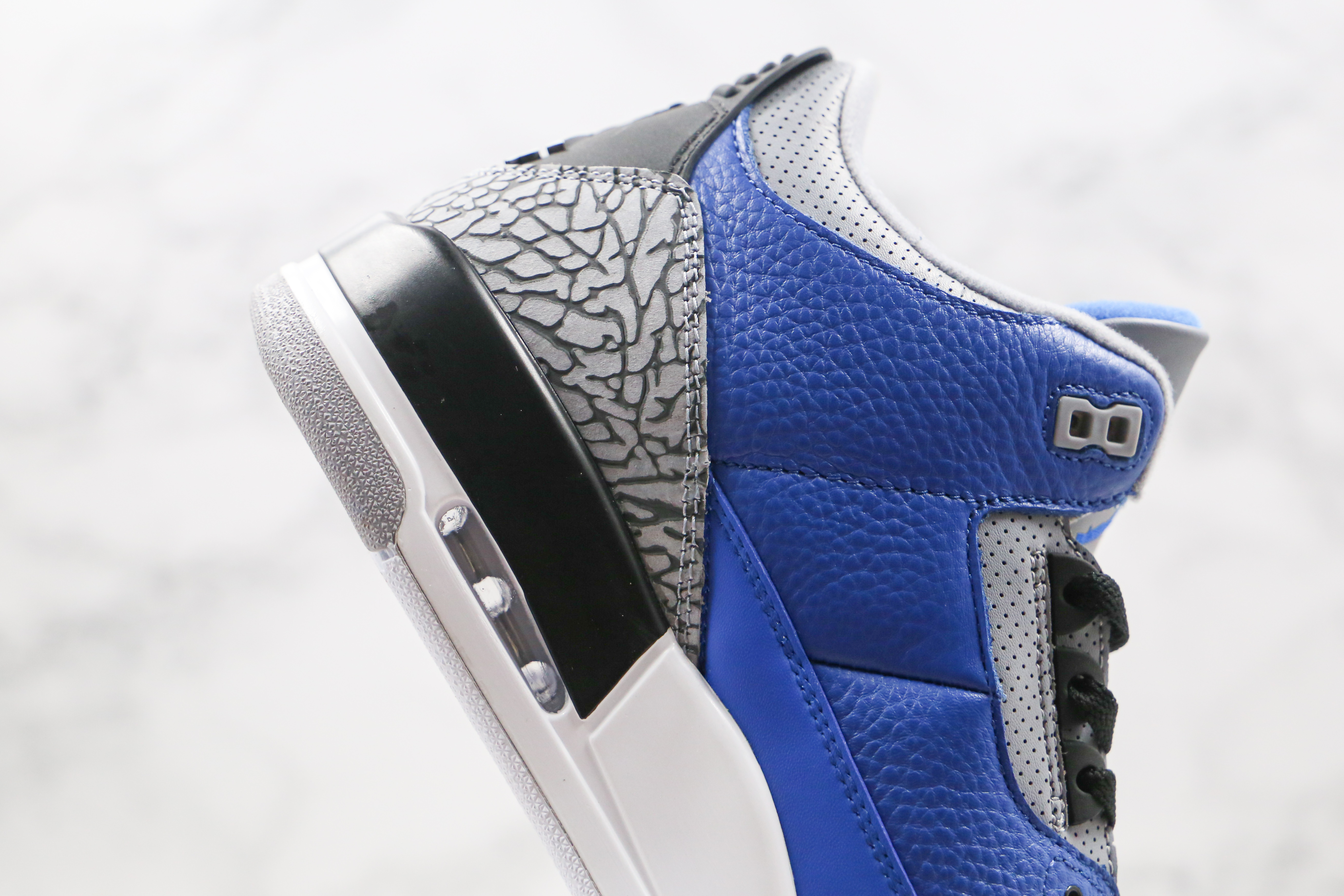 Air Jordan 3 “Varsity Royal”