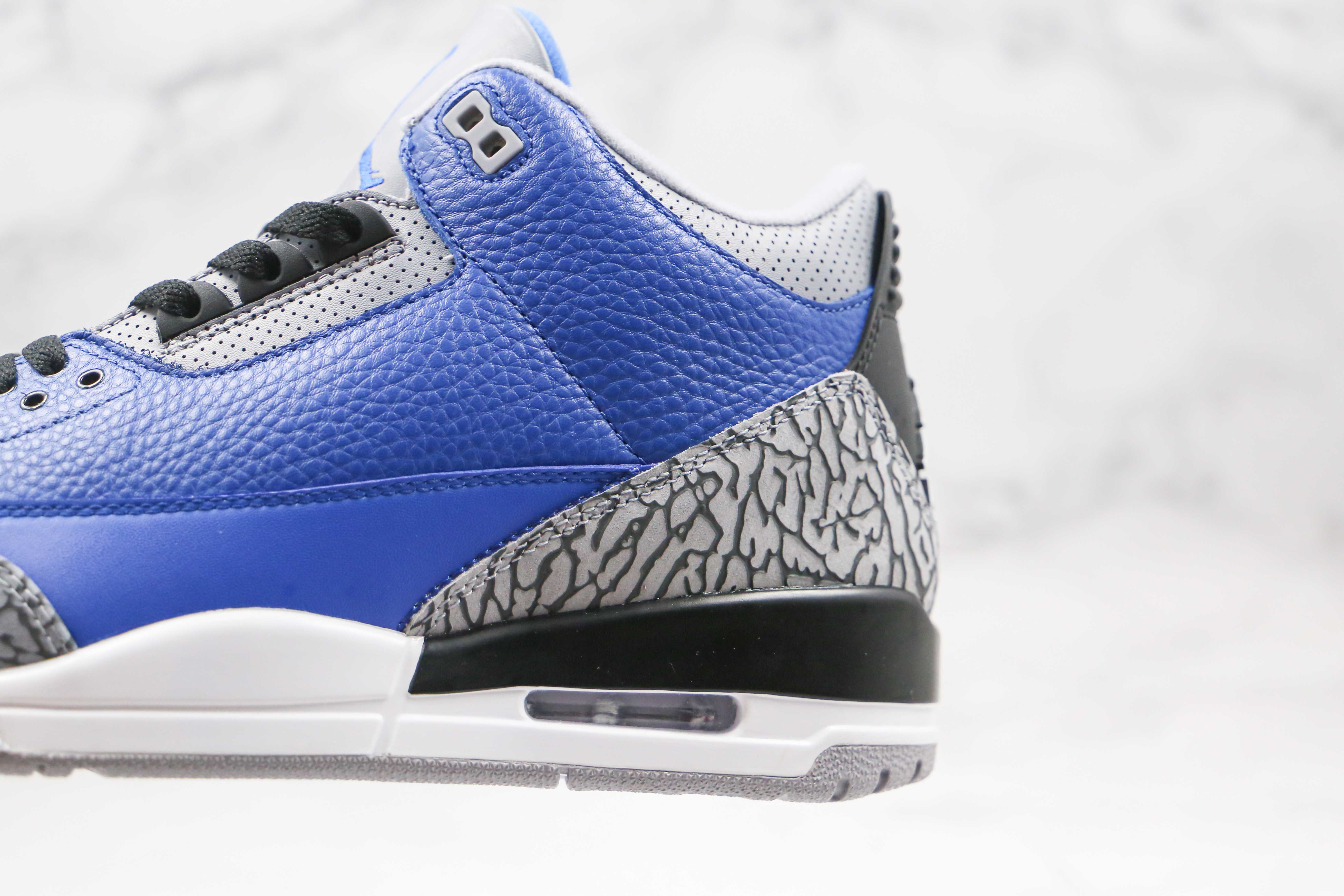 Air Jordan 3 “Varsity Royal”