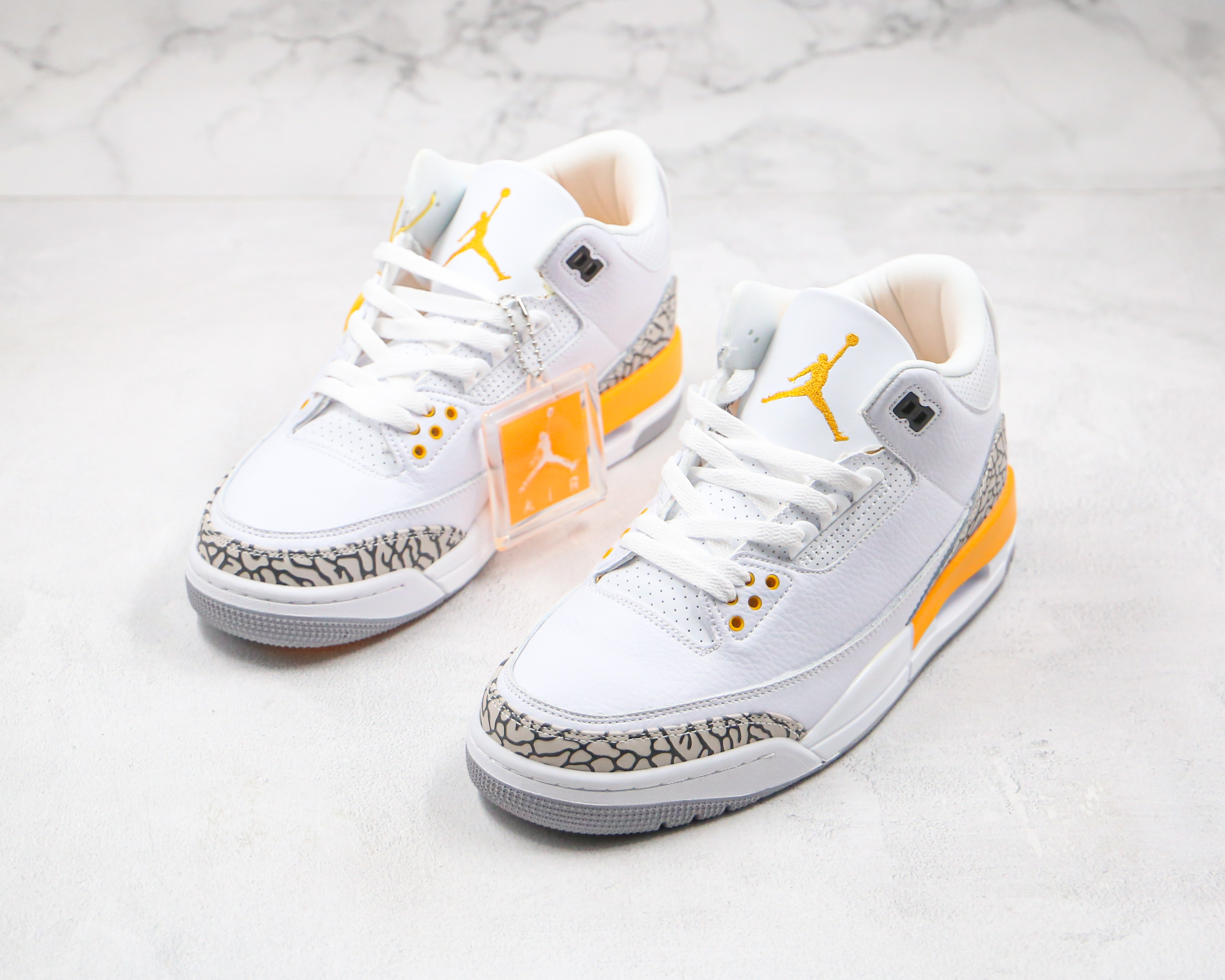 Air Jordan 3 Retro Lakers