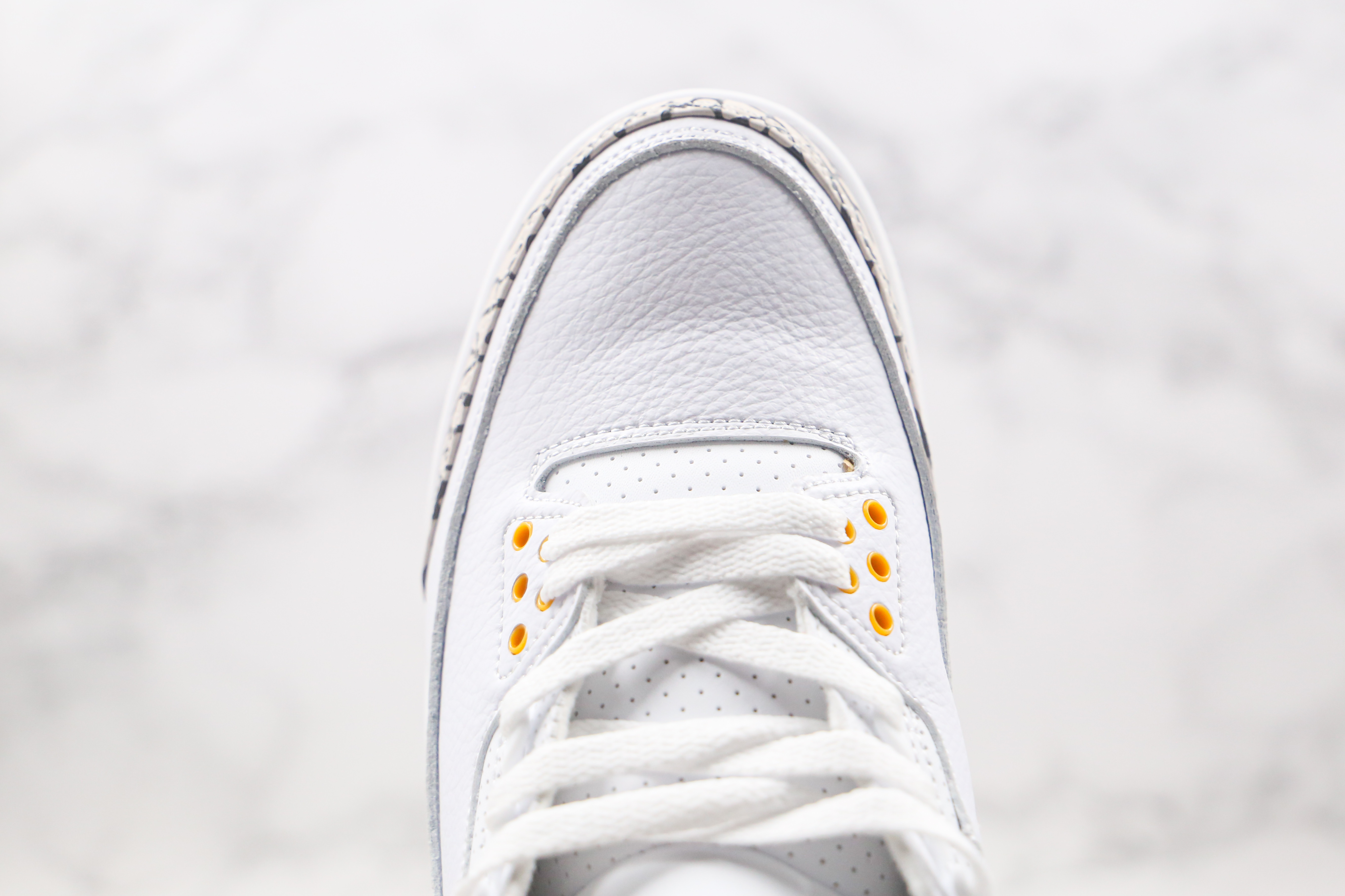 Air Jordan 3 Retro Lakers