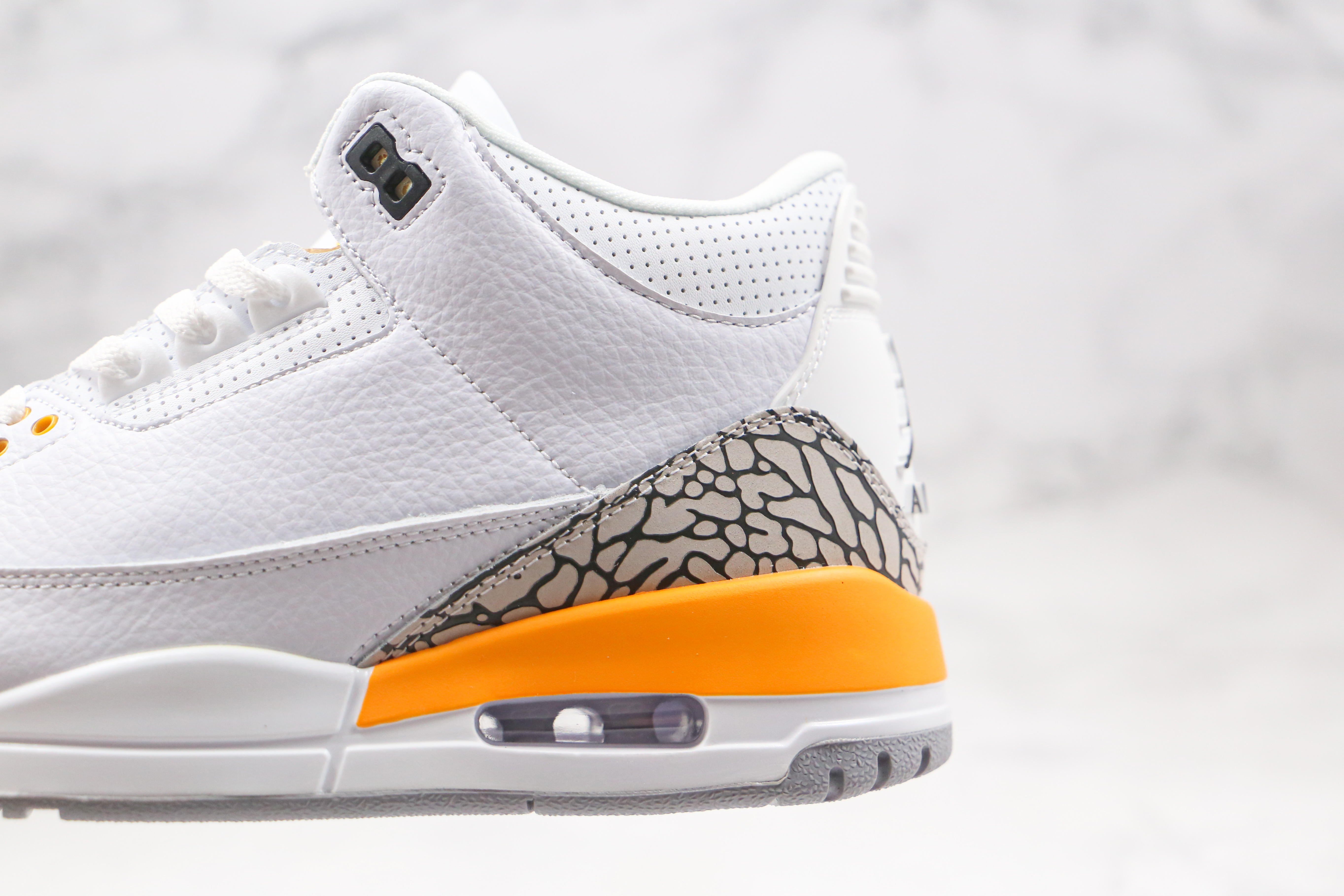 Air Jordan 3 Retro Lakers