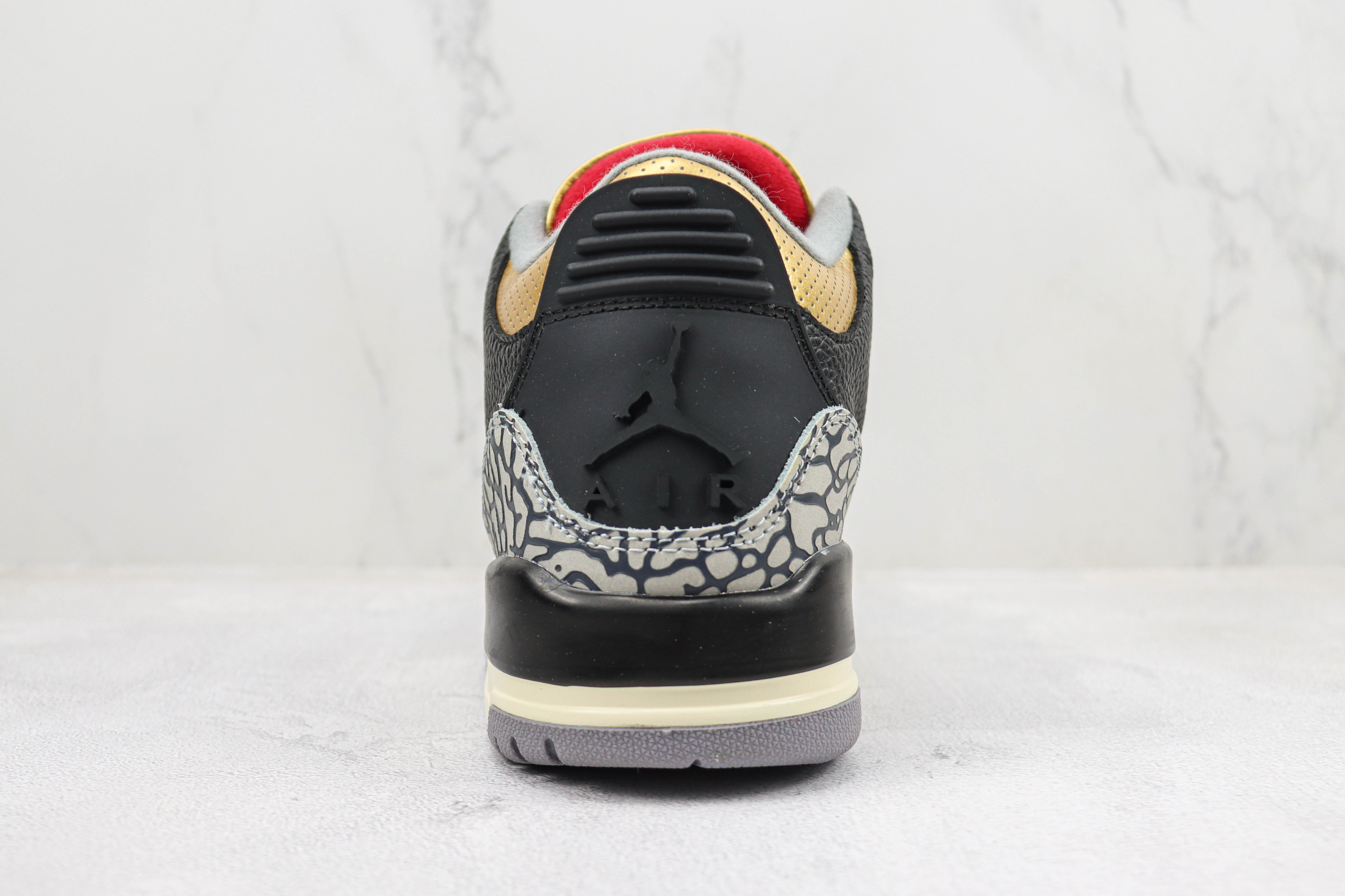 Air Jordan 3 WMNS “Black Gold”