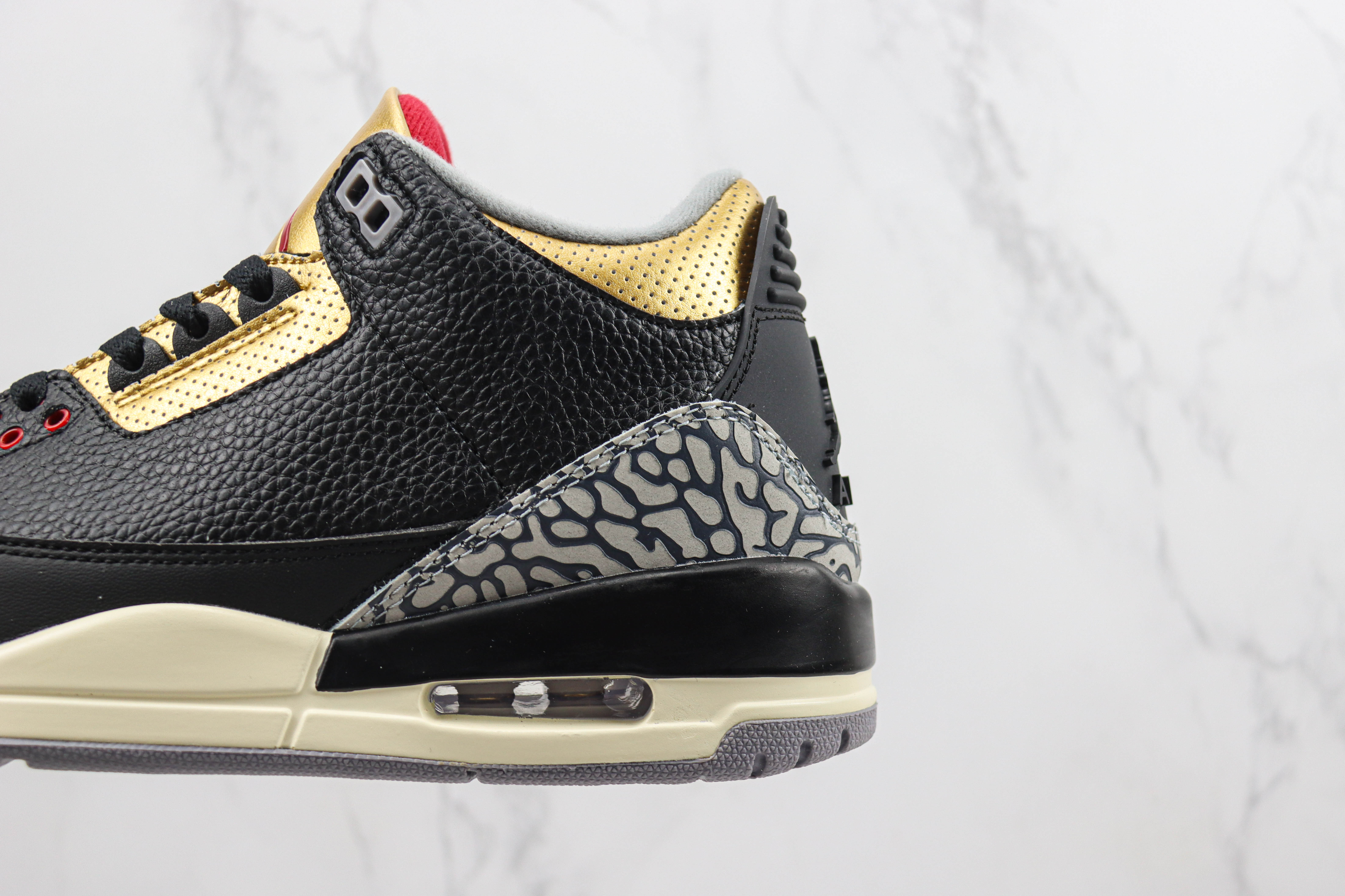 Air Jordan 3 WMNS “Black Gold”