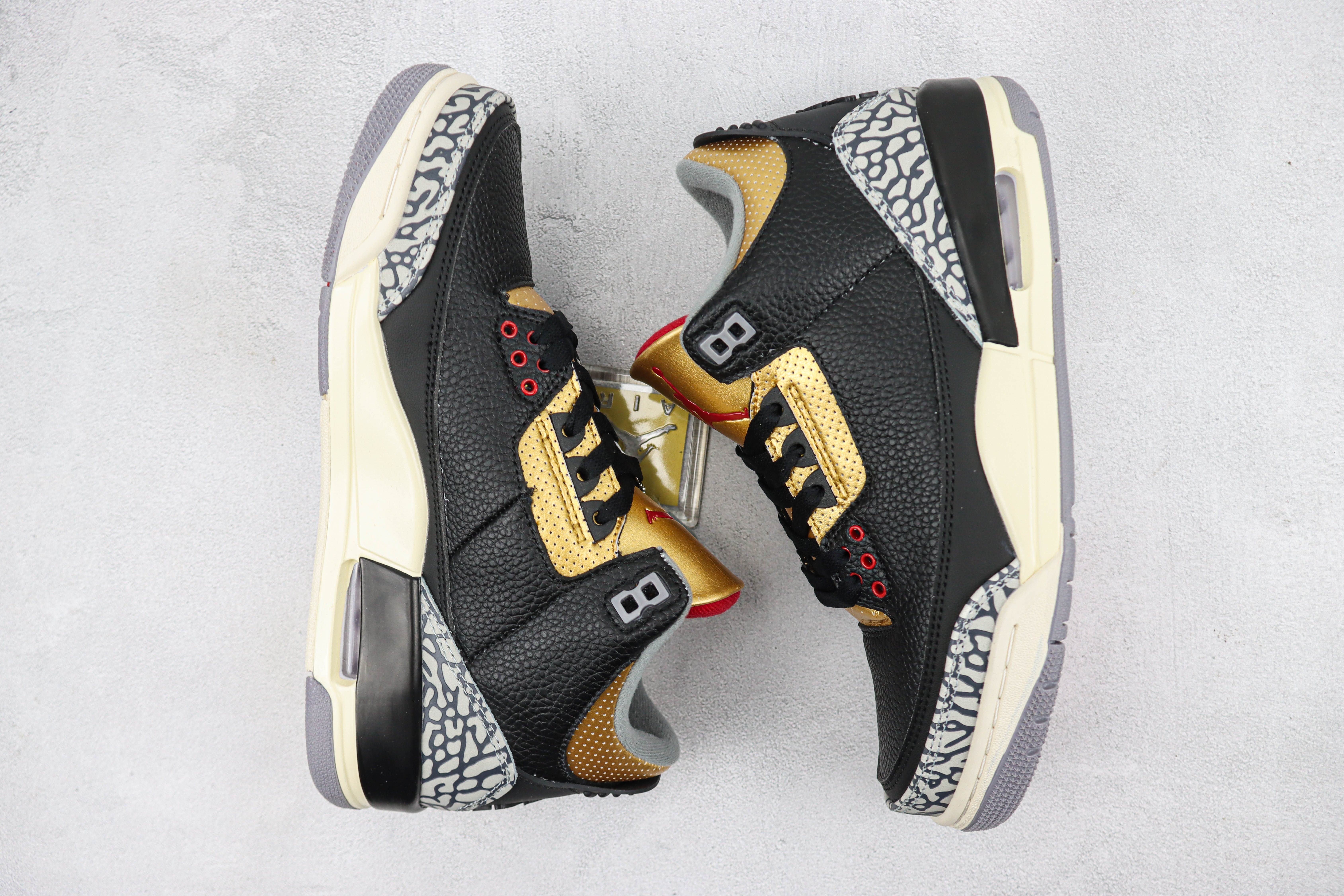 Air Jordan 3 WMNS “Black Gold”