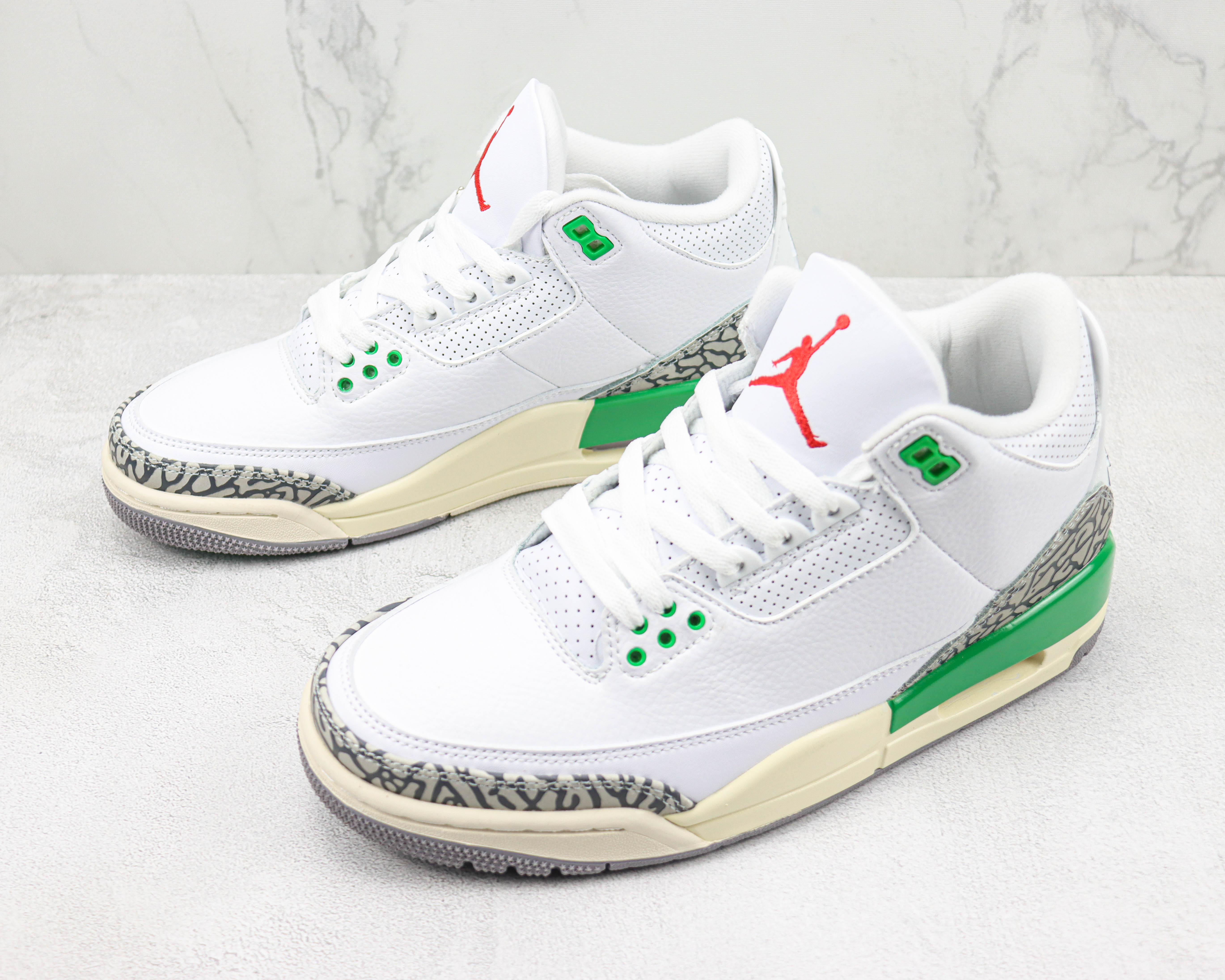 Air Jordan 3 WMNS “Lucky Green”