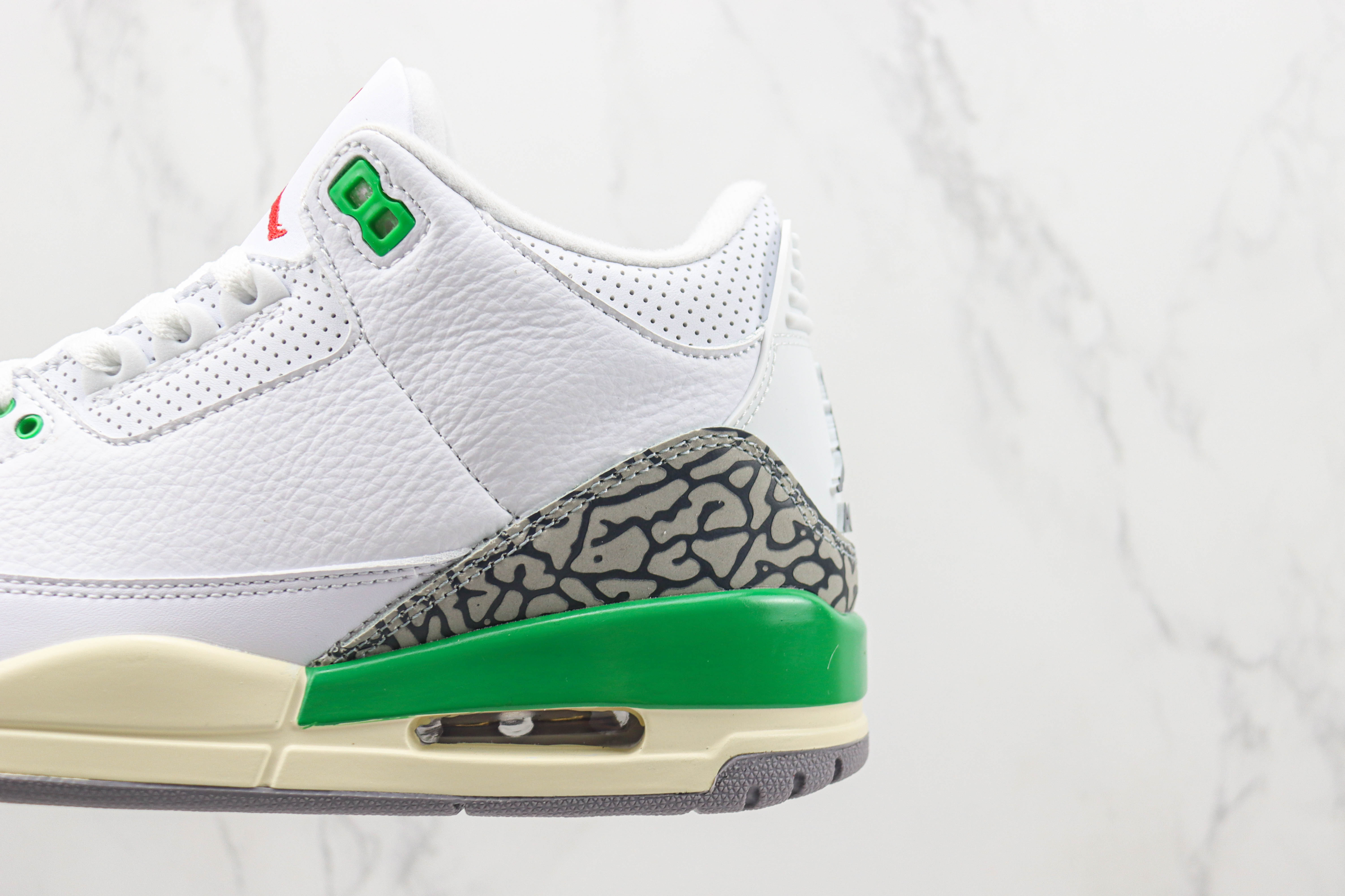Air Jordan 3 WMNS “Lucky Green”