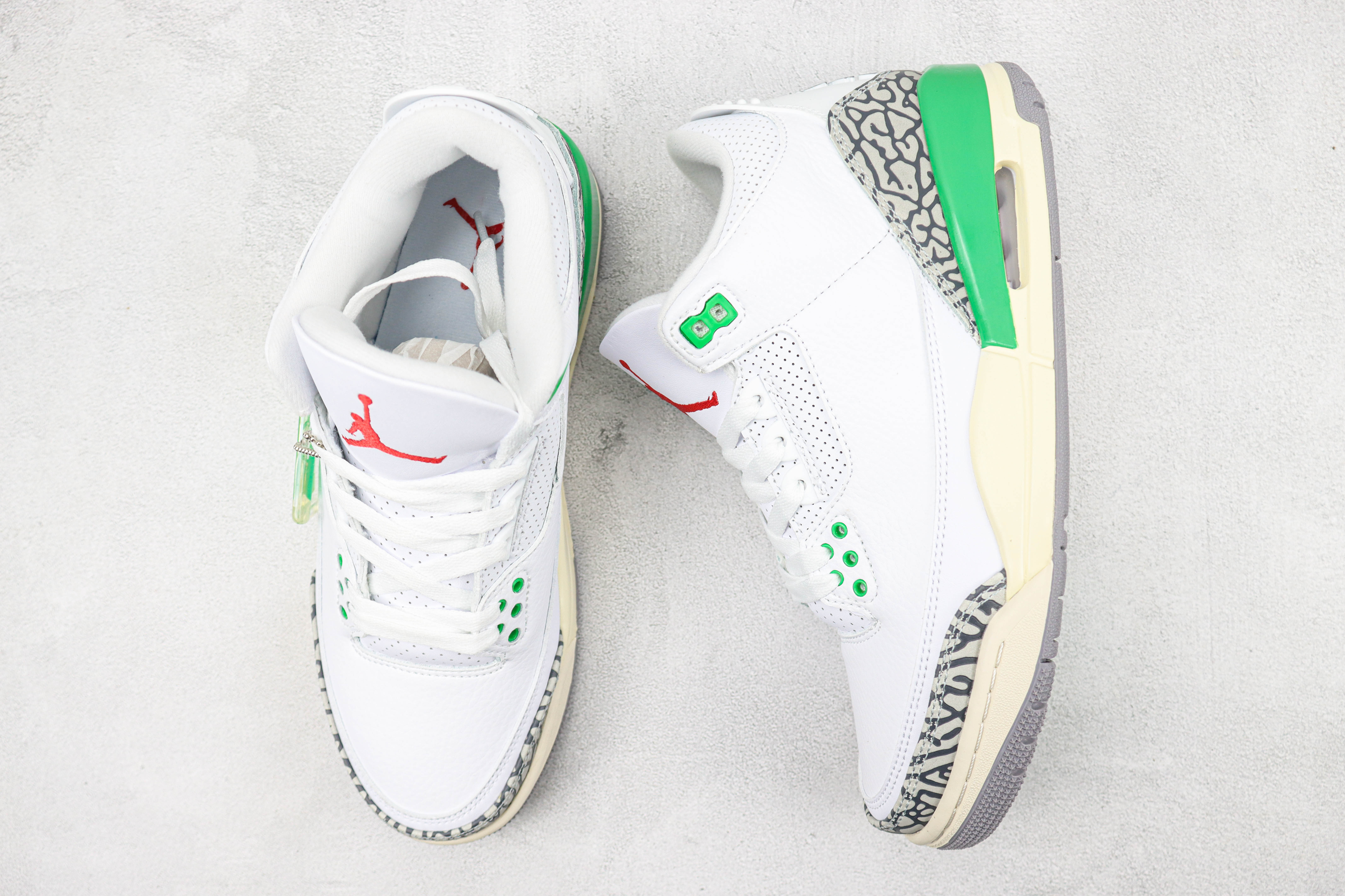 Air Jordan 3 WMNS “Lucky Green”