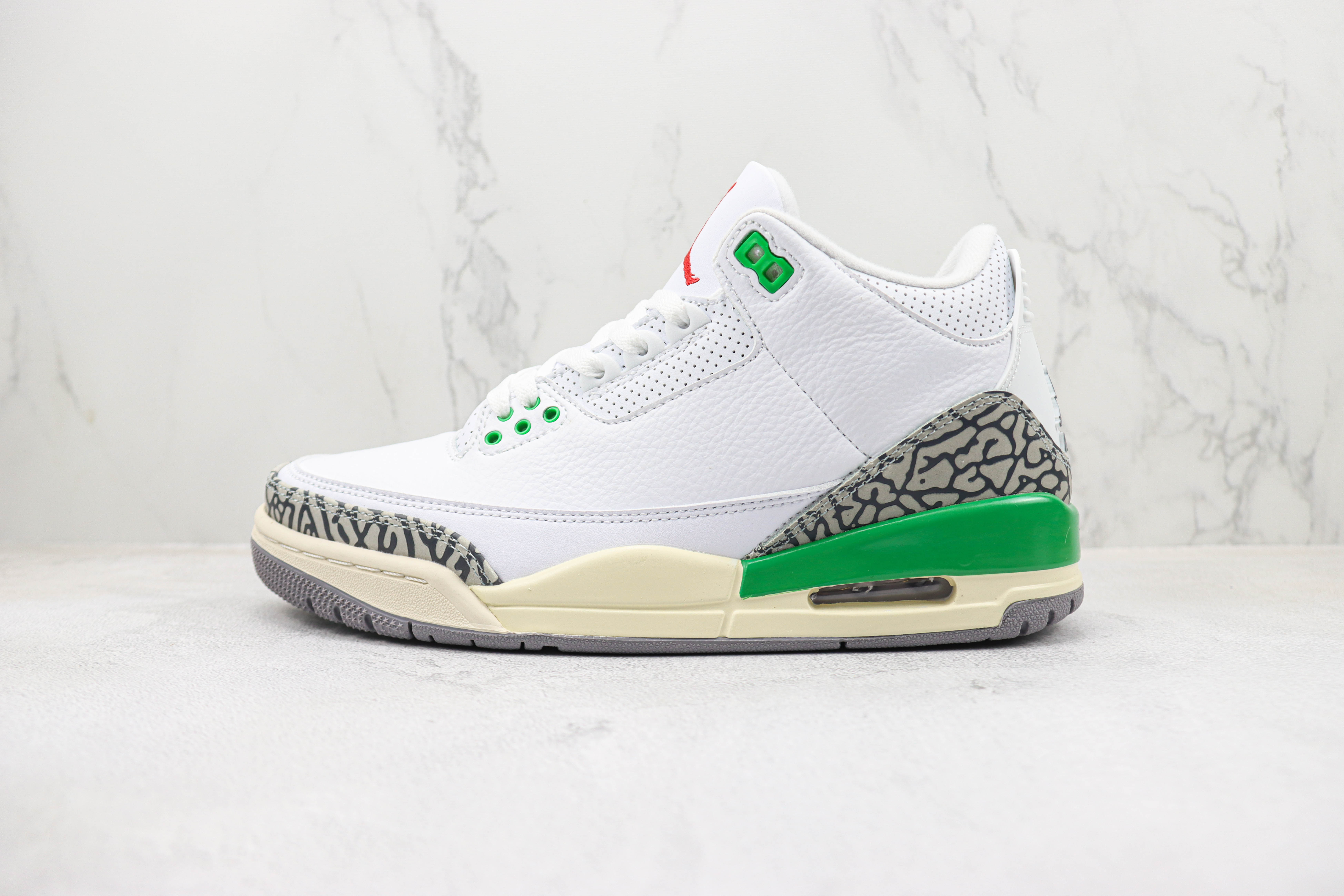 Air Jordan 3 WMNS “Lucky Green”