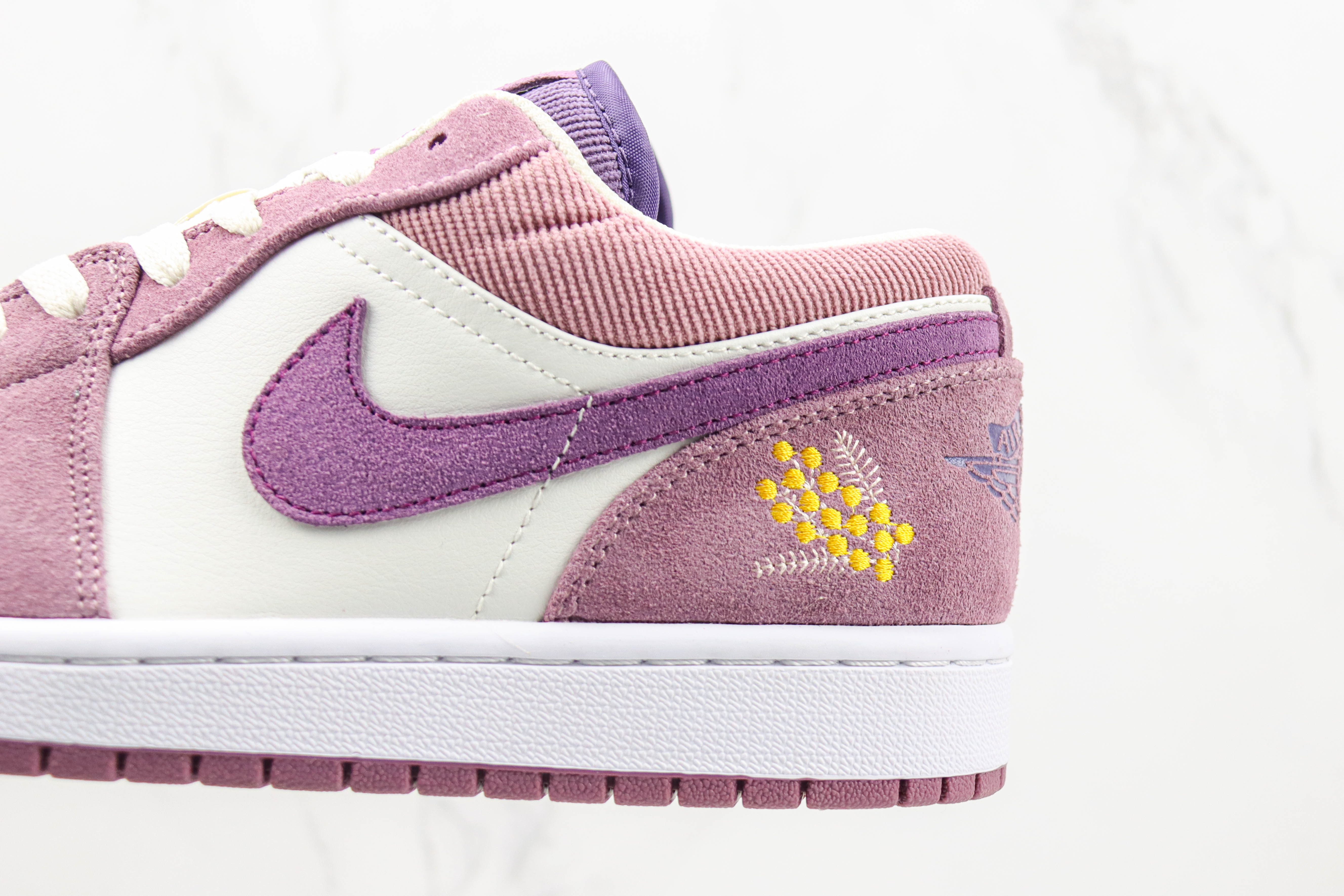 Air Jordan 1 Low “International Women's Day”Retro purple