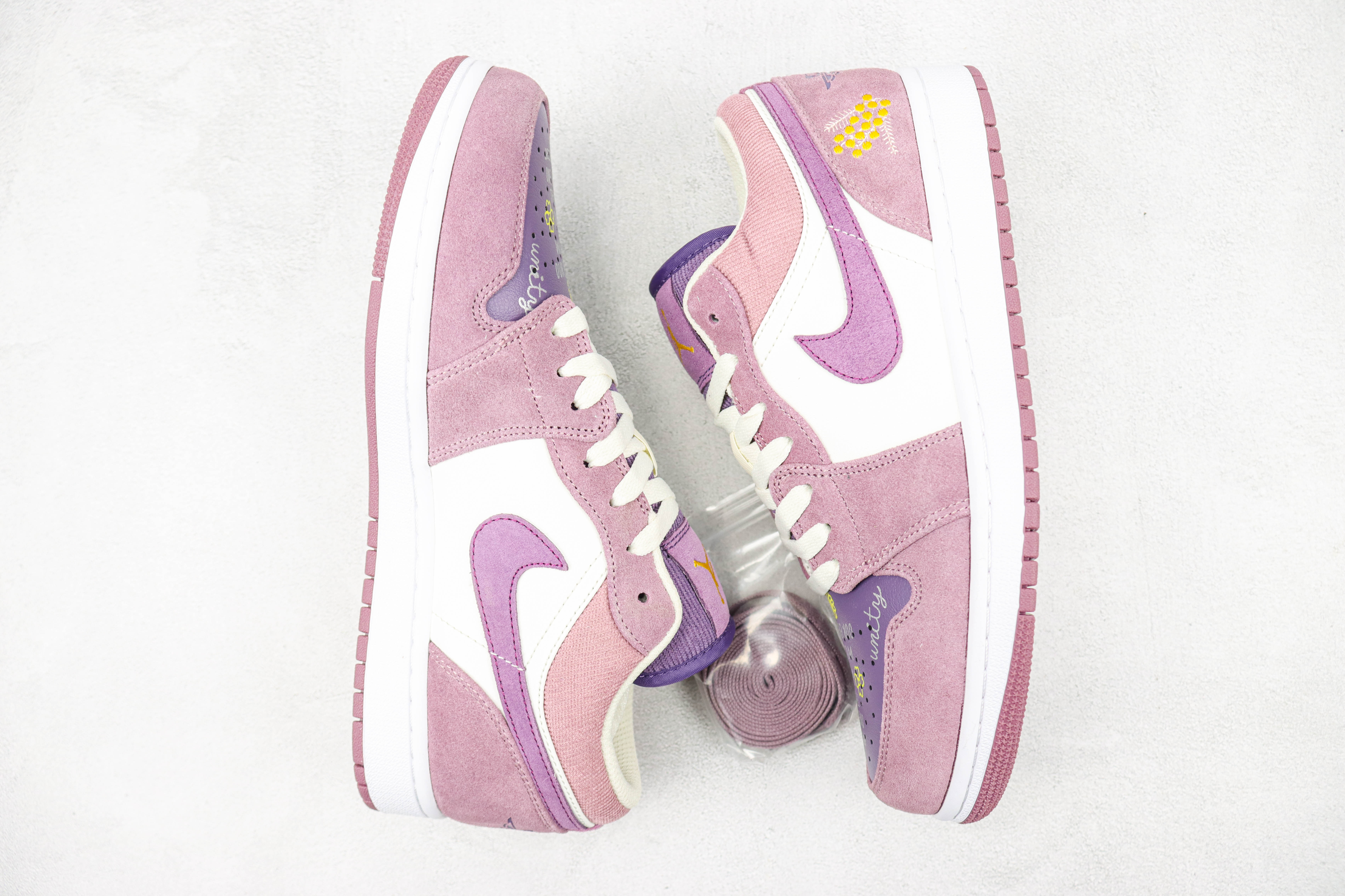 Air Jordan 1 Low “International Women's Day”Retro purple
