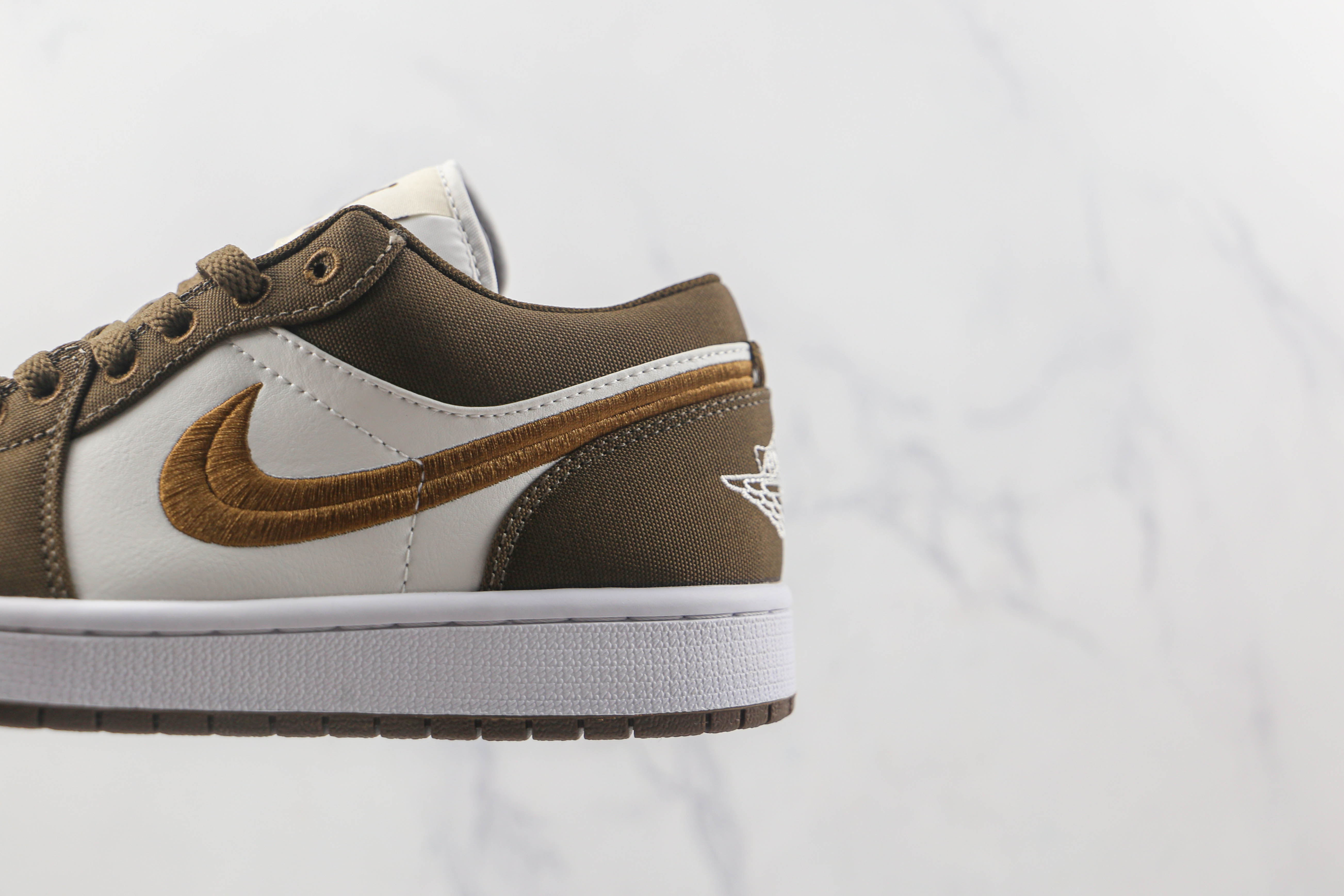 Air Jordan 1 Low “Mocha Toe”