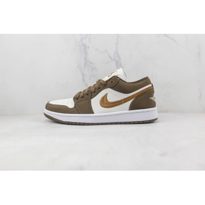 Air Jordan 1 Low “Mocha Toe” 01