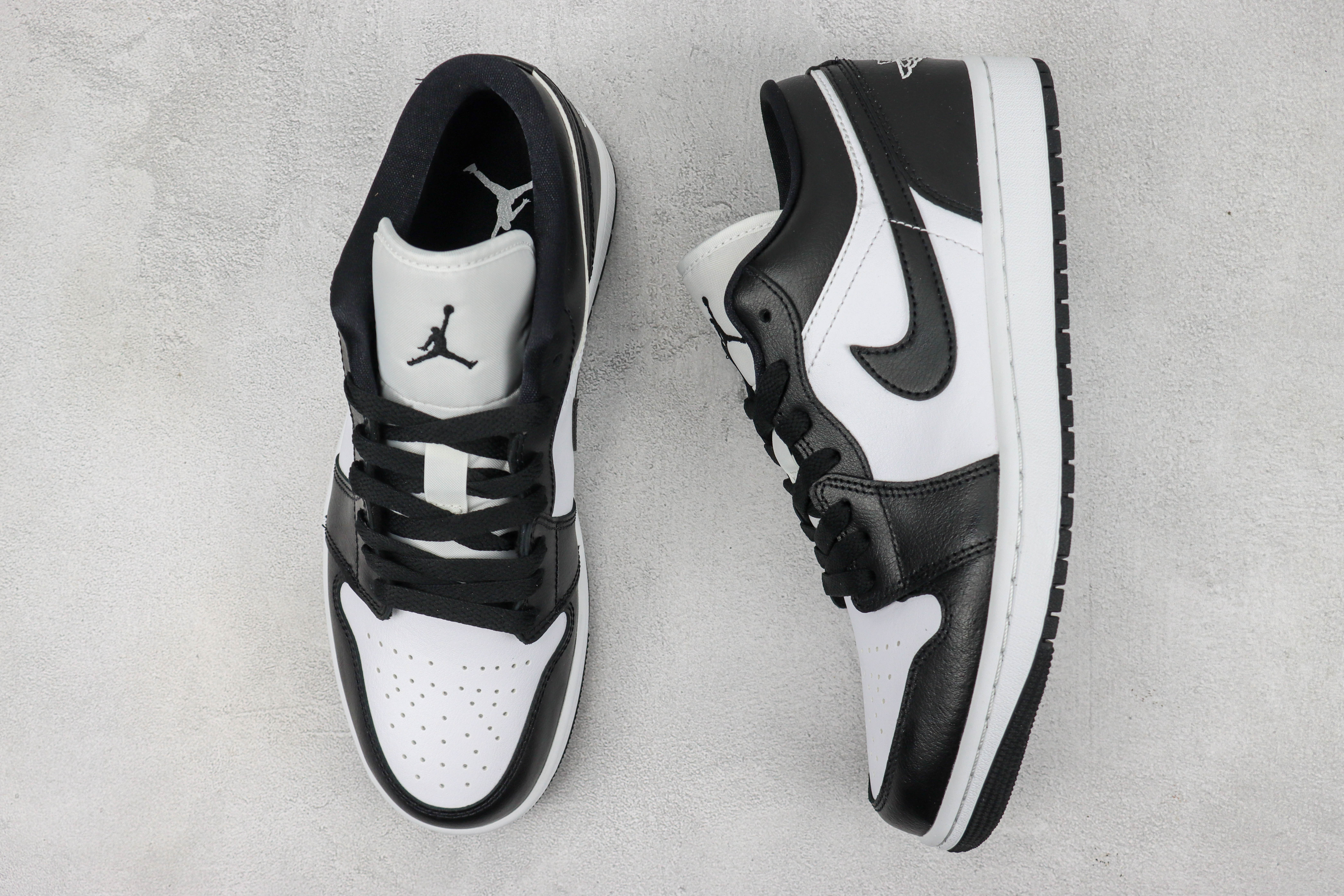 Air Jordan 1 Low Black And White