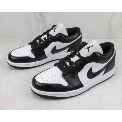 Air Jordan 1 Low Black And White 02