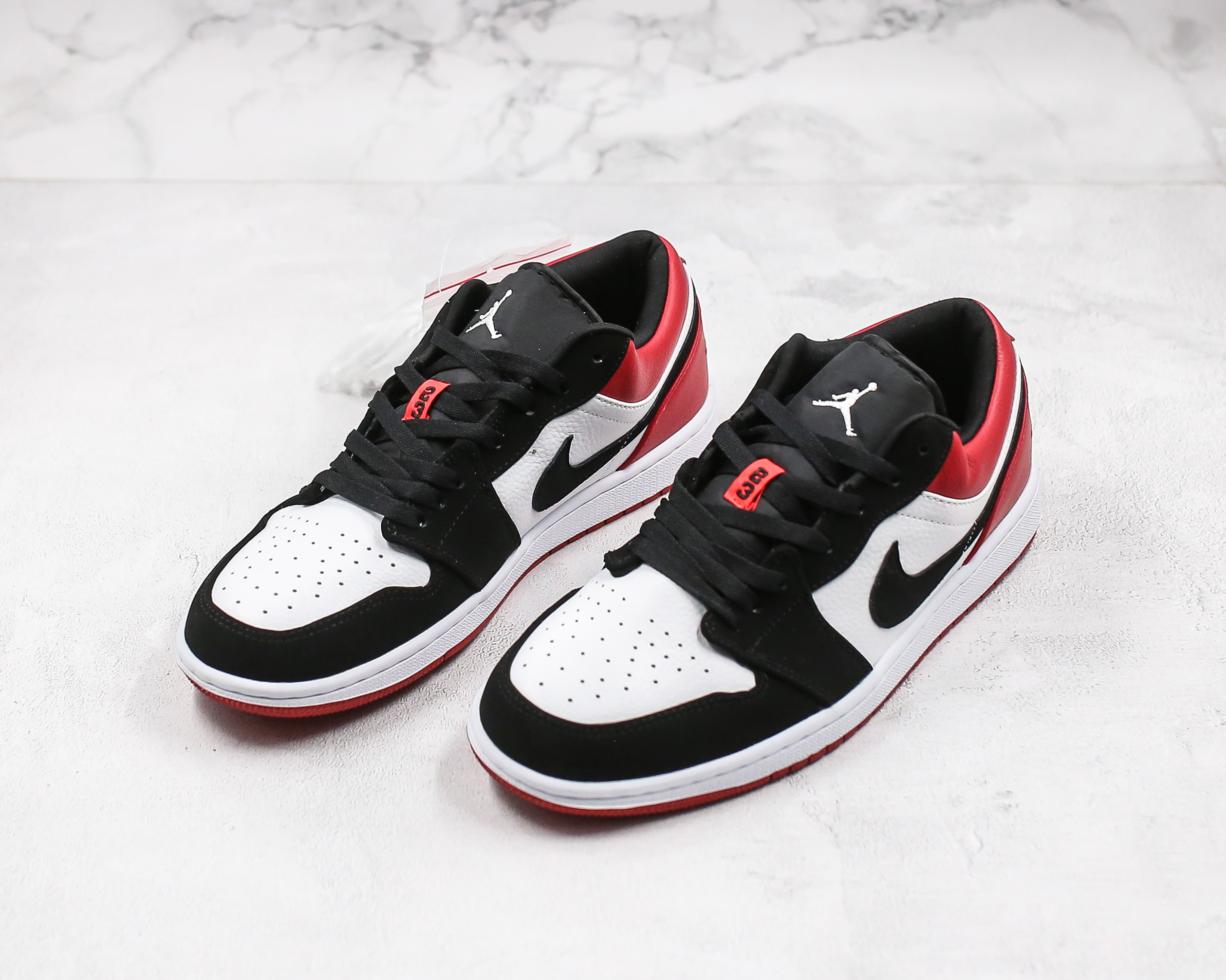 Air Jordan 1 Low Black Toe