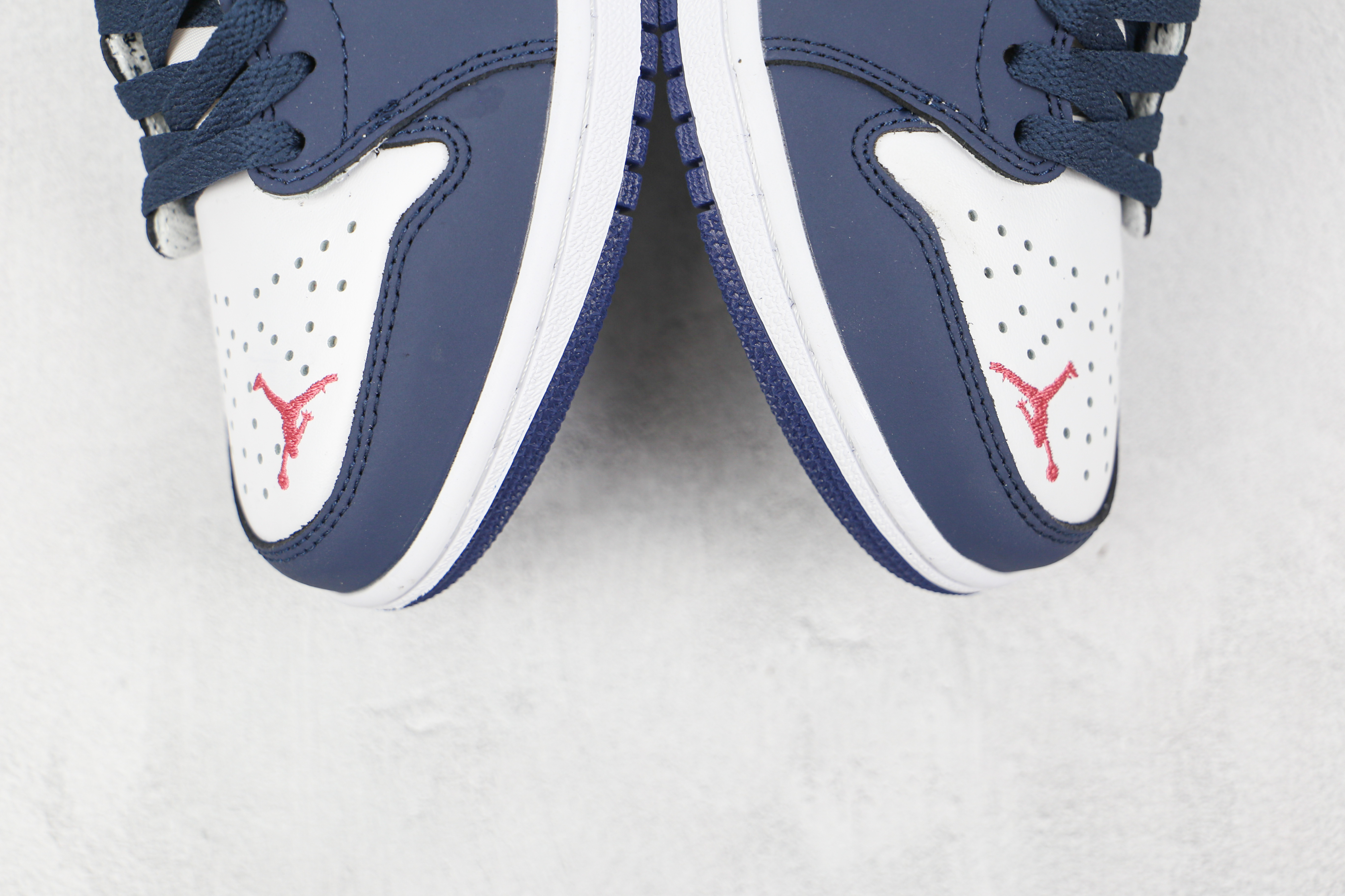 Air Jordan 1 Low Navy SB