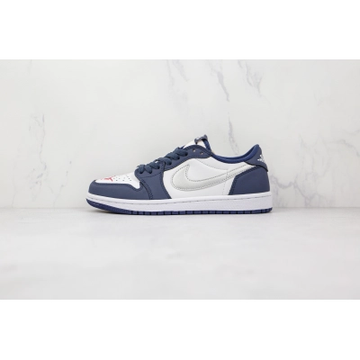 Air Jordan 1 Low Navy SB 01