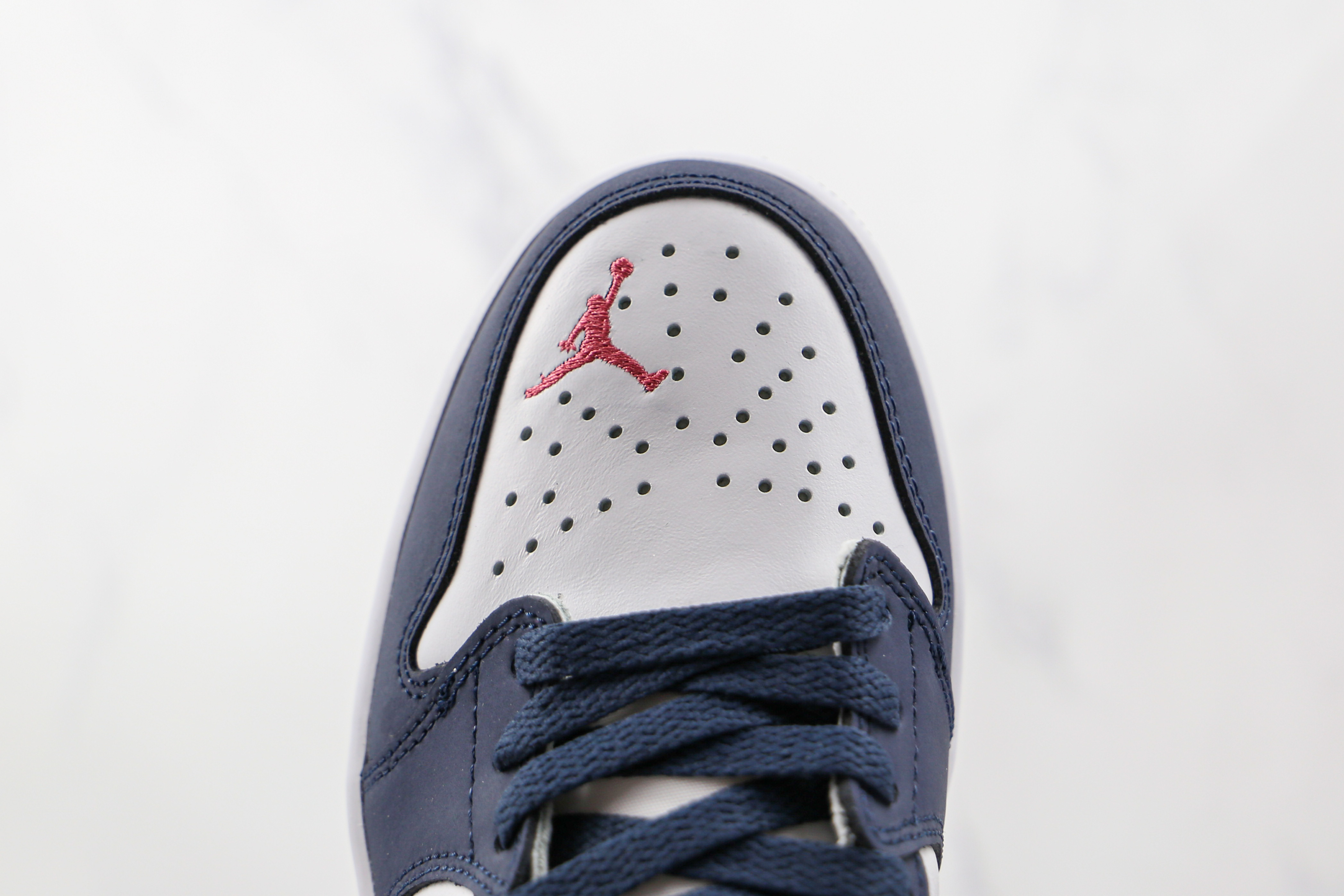 Air Jordan 1 Low Navy SB