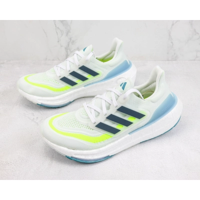 Adidas Ultra Boost 2023 LIGHT Black And White 02