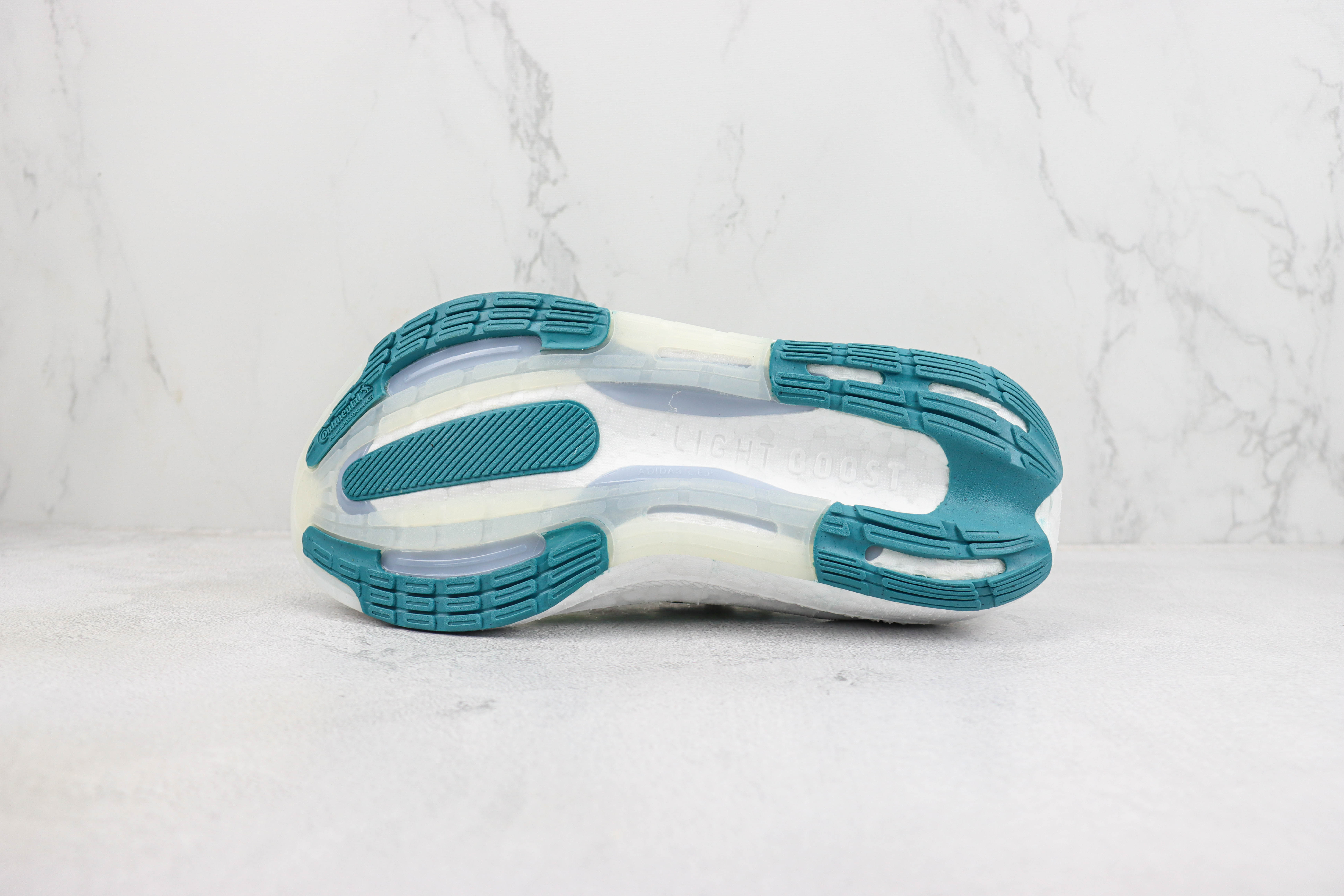 Adidas Ultra Boost 2023 LIGHT Black And White