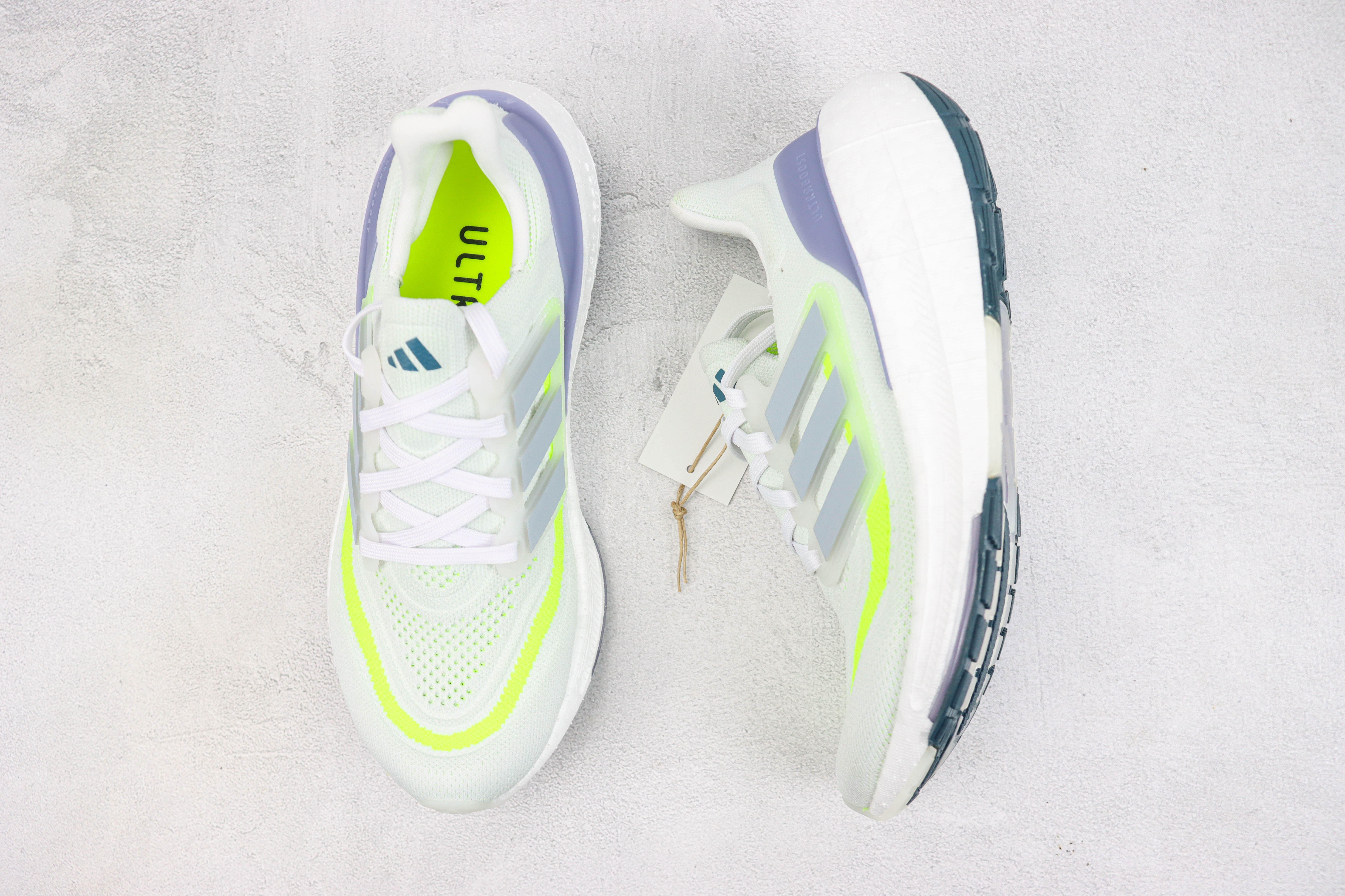 Adidas Ultra Boost 2023 LIGHT Black And White