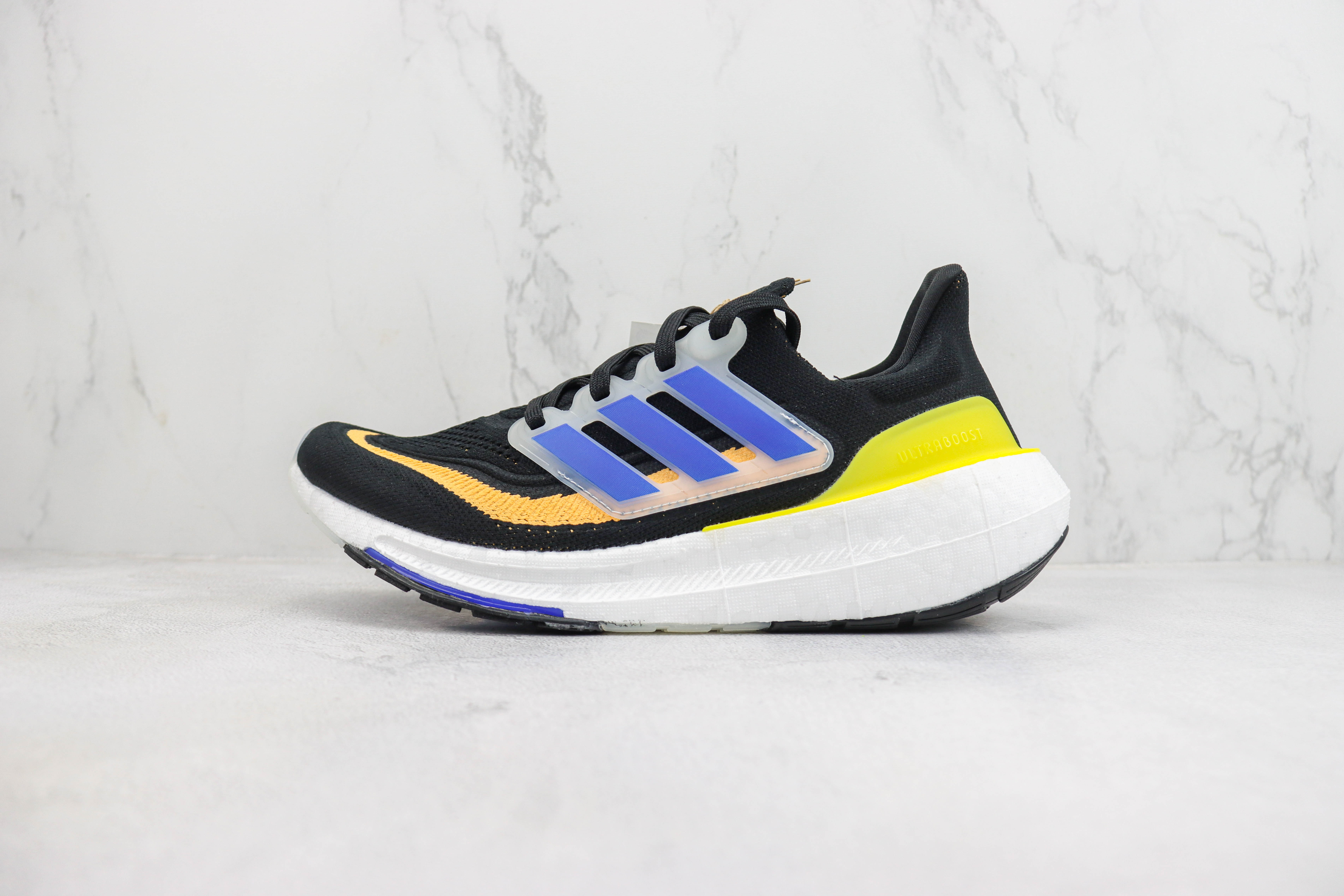 Adidas Ultra Boost 2023 LIGHT Black And White