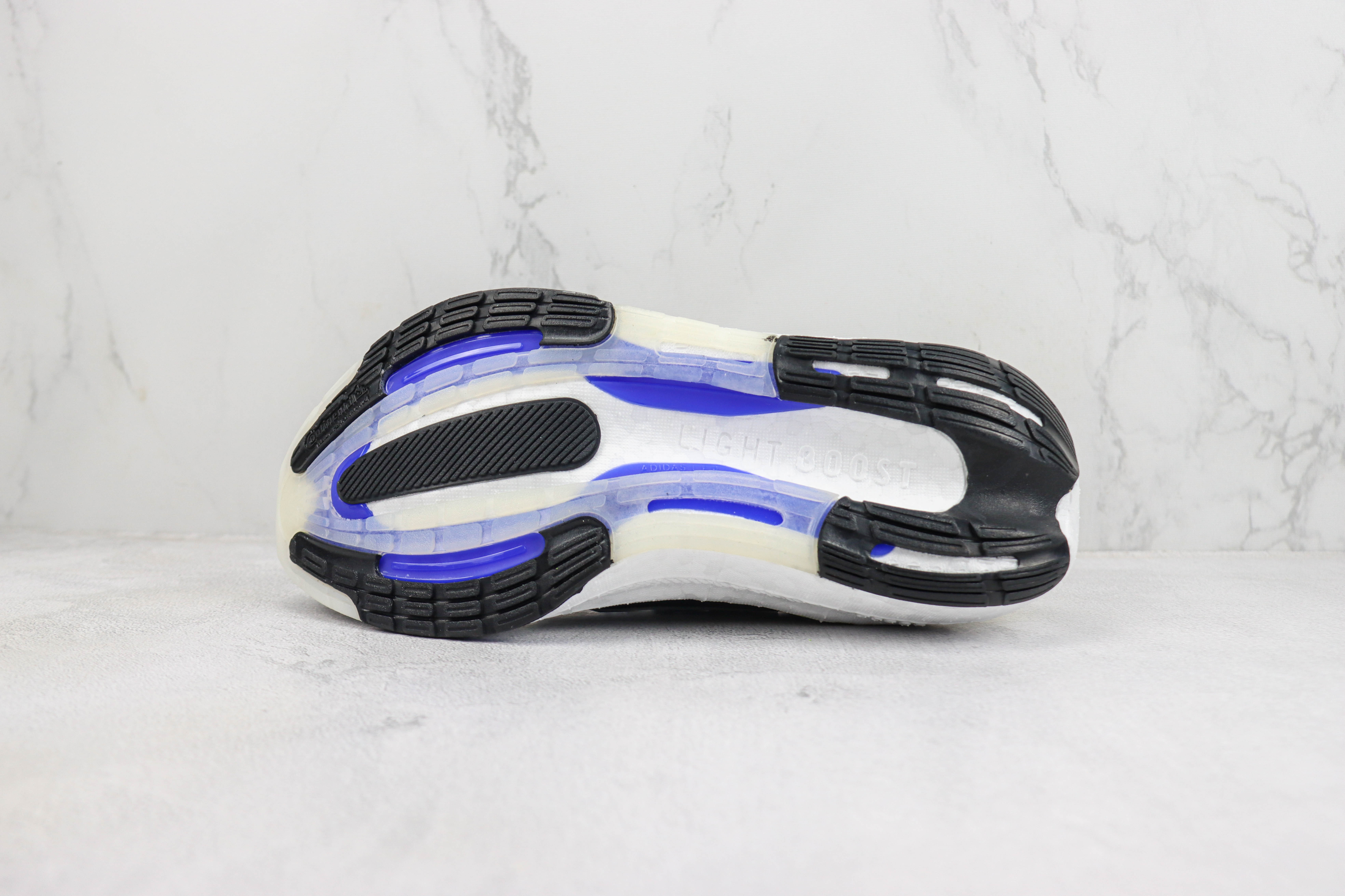 Adidas Ultra Boost 2023 LIGHT Black And White