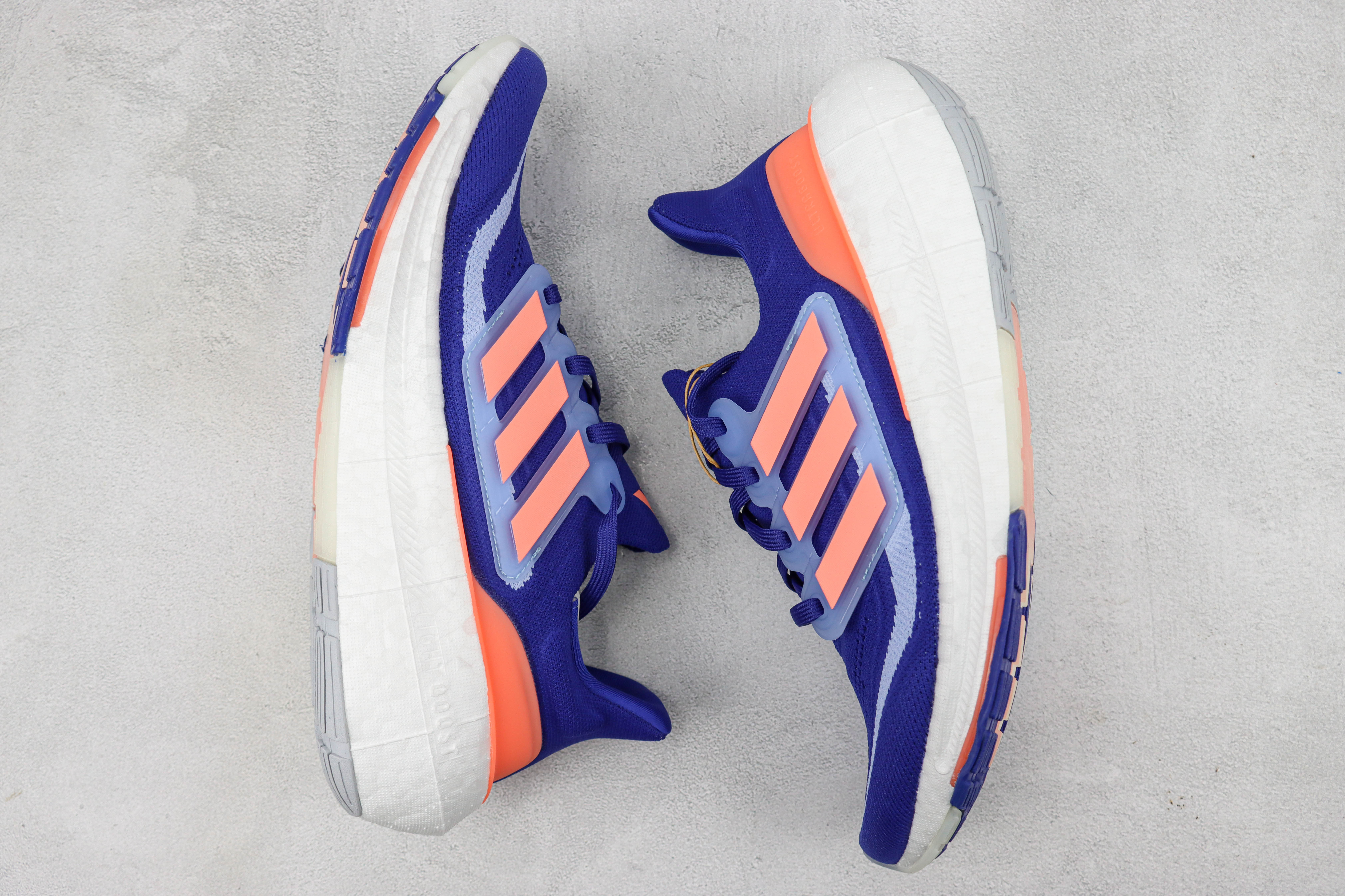 Adidas Ultra Boost 2023 LIGHT Black And White