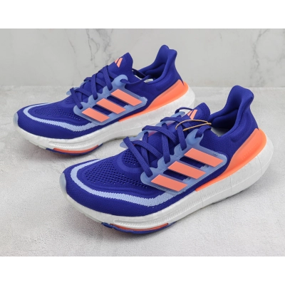 Adidas Ultra Boost 2023 LIGHT Black And White 02