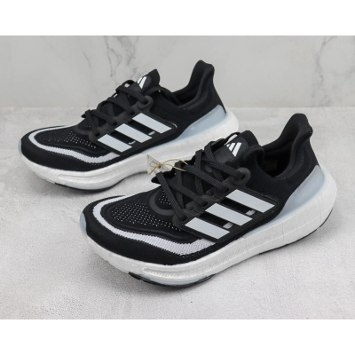 Adidas Ultra Boost 2023 LIGHT Black And White 02