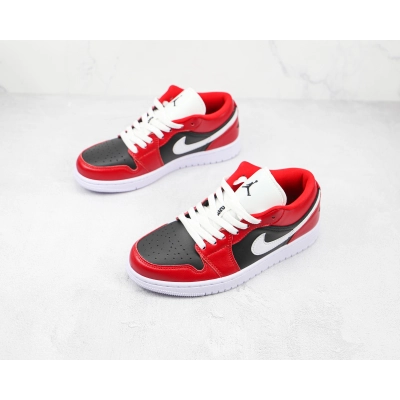 Air Jordan 1 Low“ Chicago Flip” 02