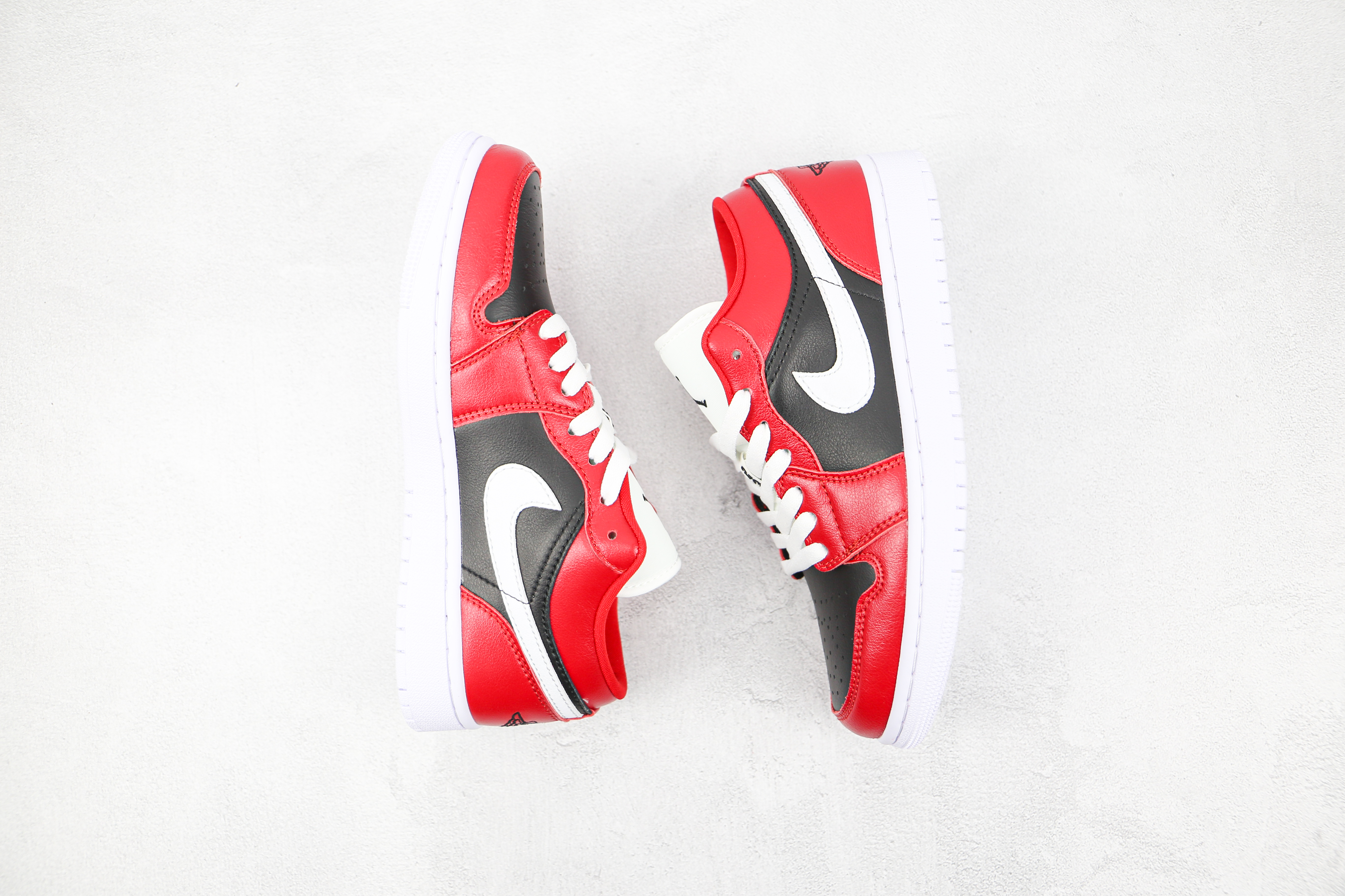 Air Jordan 1 Low“ Chicago Flip”