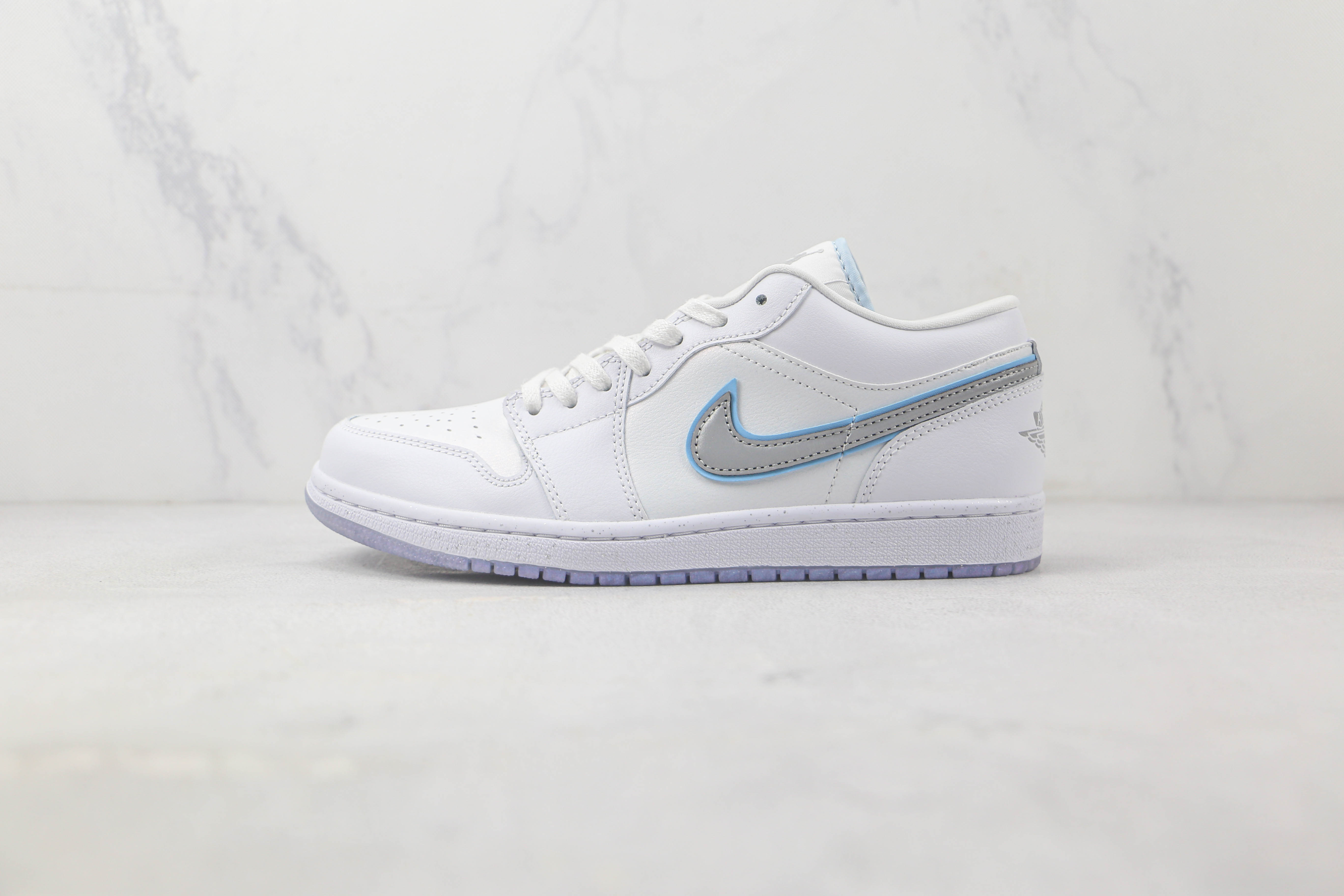 Air Jordan 1 Low “Dare To Fly”