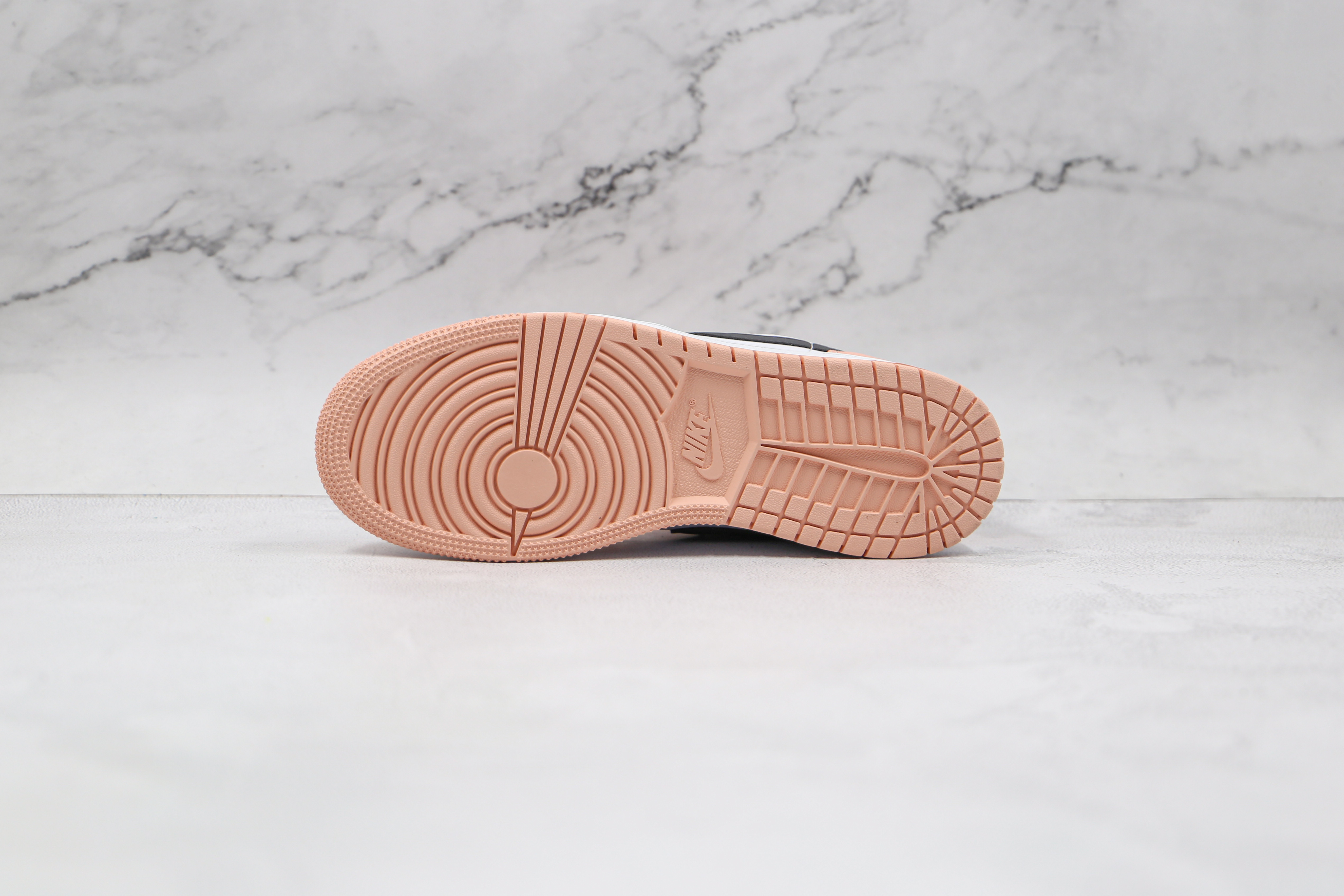 Air Jordan 1 Low Arctic Powder