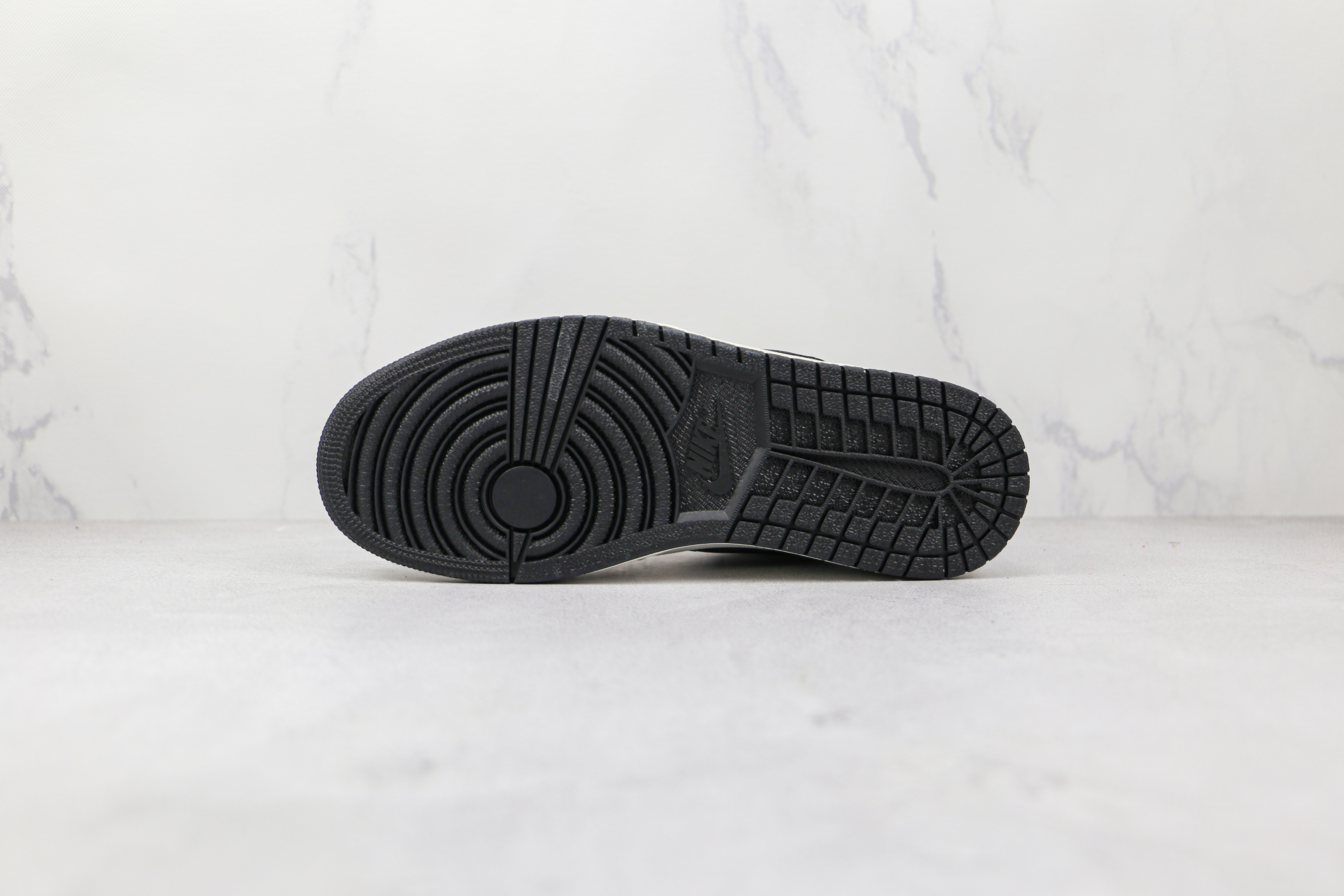 Air Jordan 1 Low BaiheiXiao Paris