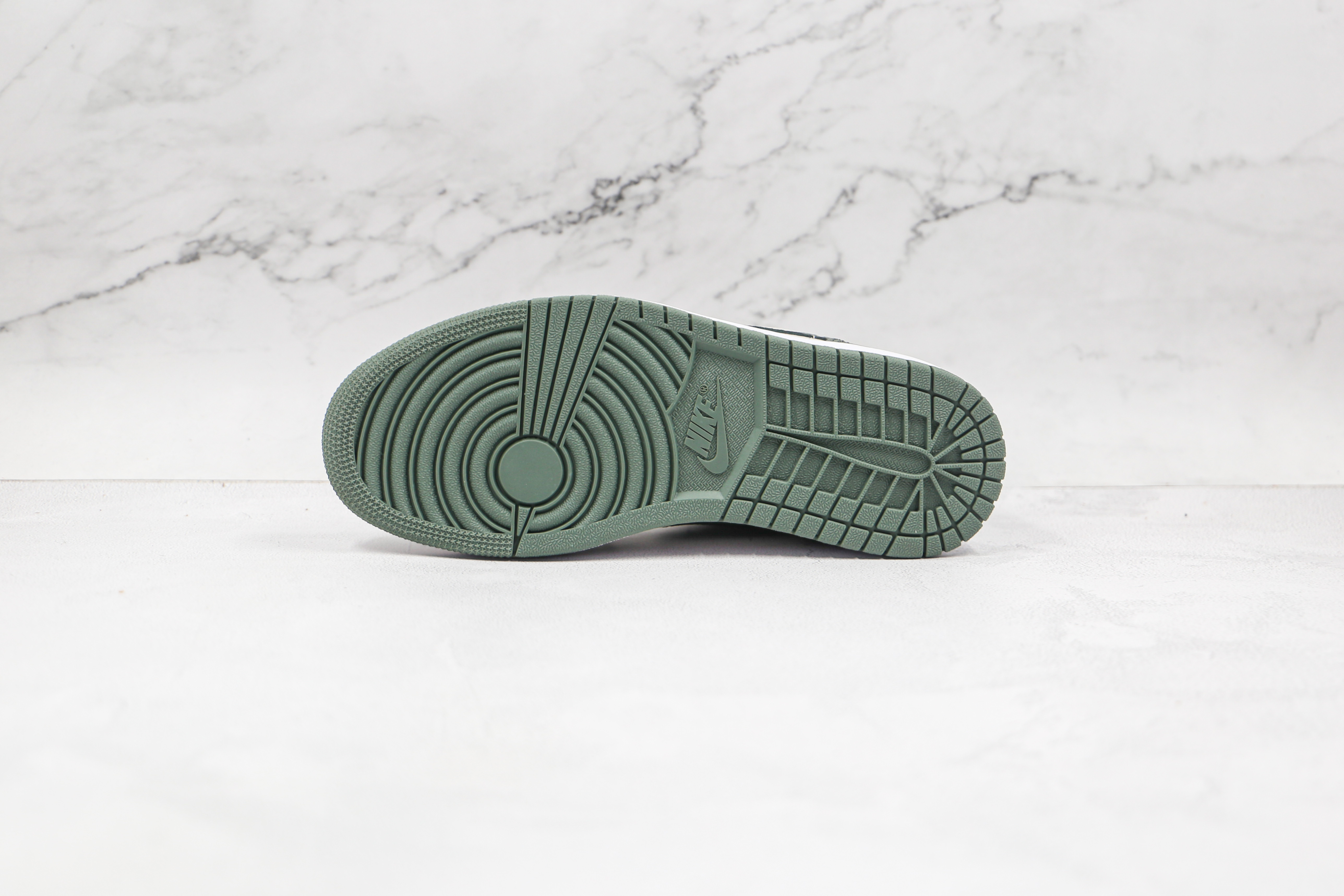 Air Jordan 1 Low Bean Paste Green